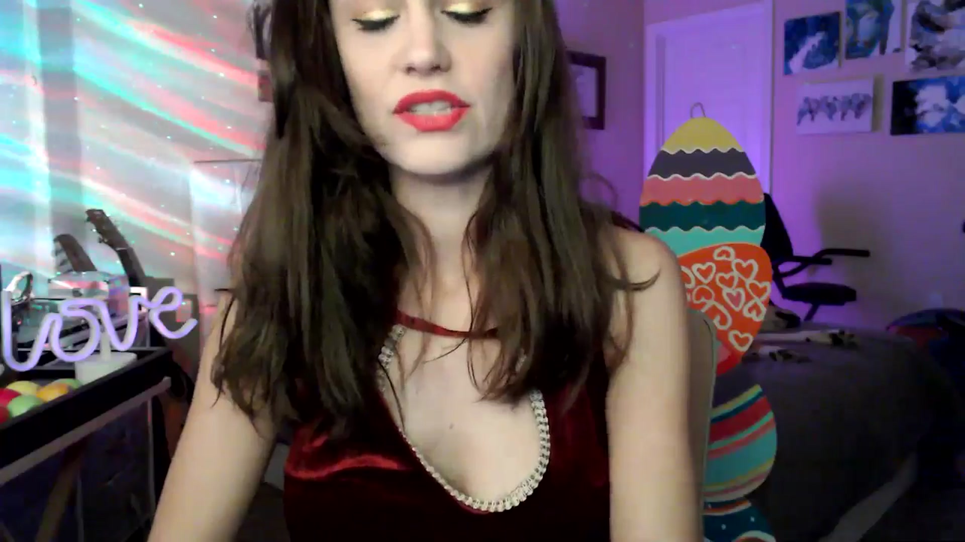 Gallery image thumbnail from HeidiKlumsy's myfreecams stream on, 04/03/2026, 03:10 image 13 of 20