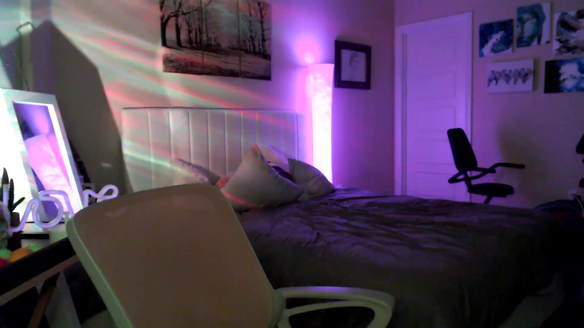 Gallery image thumbnail from HeidiKlumsy's myfreecams stream on, 04/04/2026, 06:19 image 20 of 20