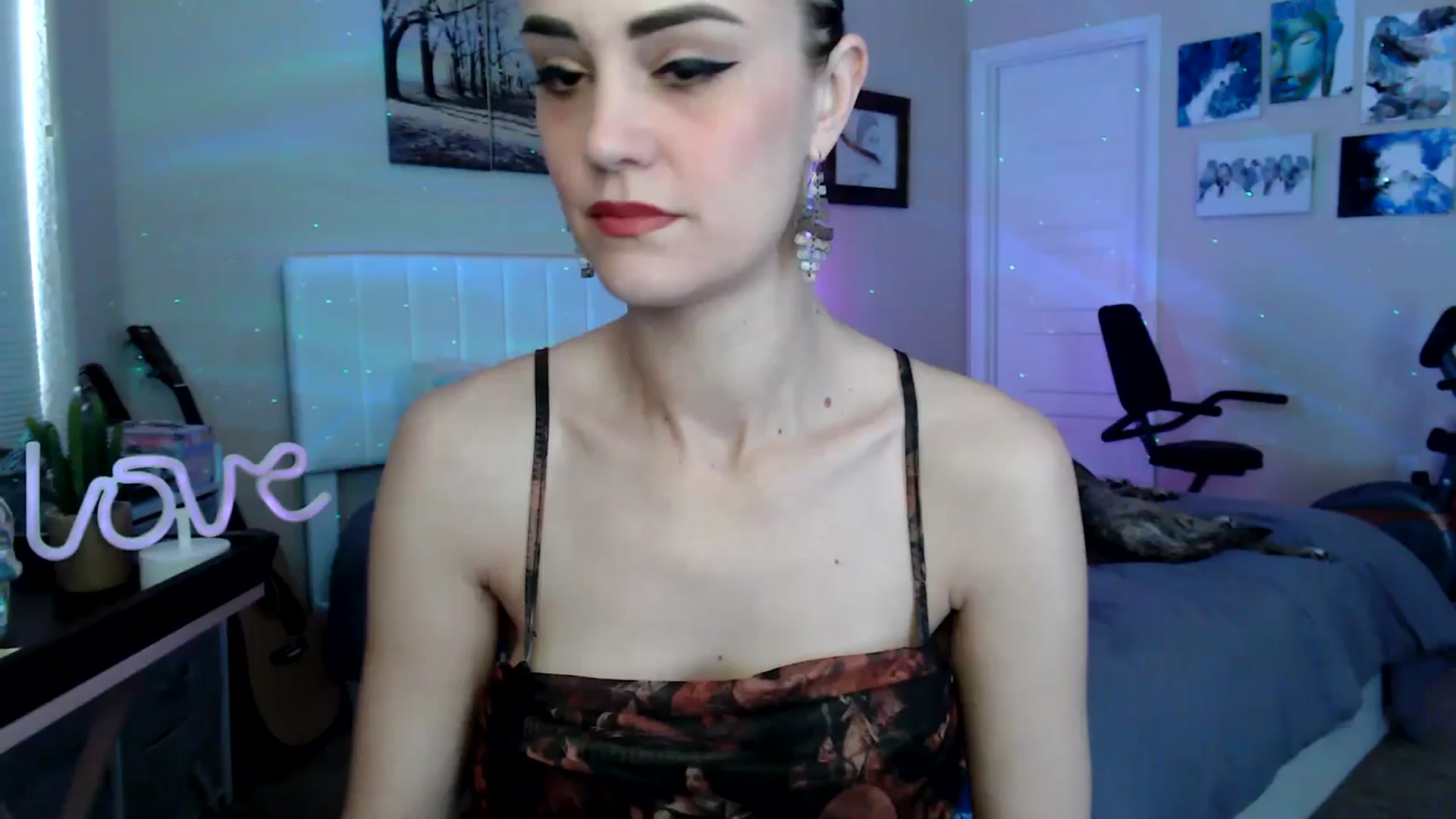 Gallery image thumbnail from HeidiKlumsy's myfreecams stream on, 04/06/2026, 22:46 image 1 of 20