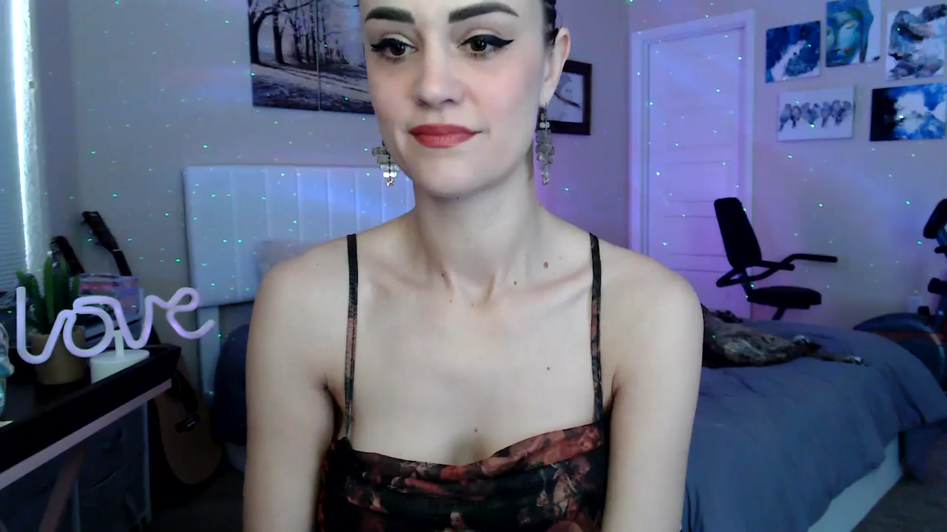 Gallery image thumbnail from HeidiKlumsy's myfreecams stream on, 04/06/2026, 22:46 image 6 of 20
