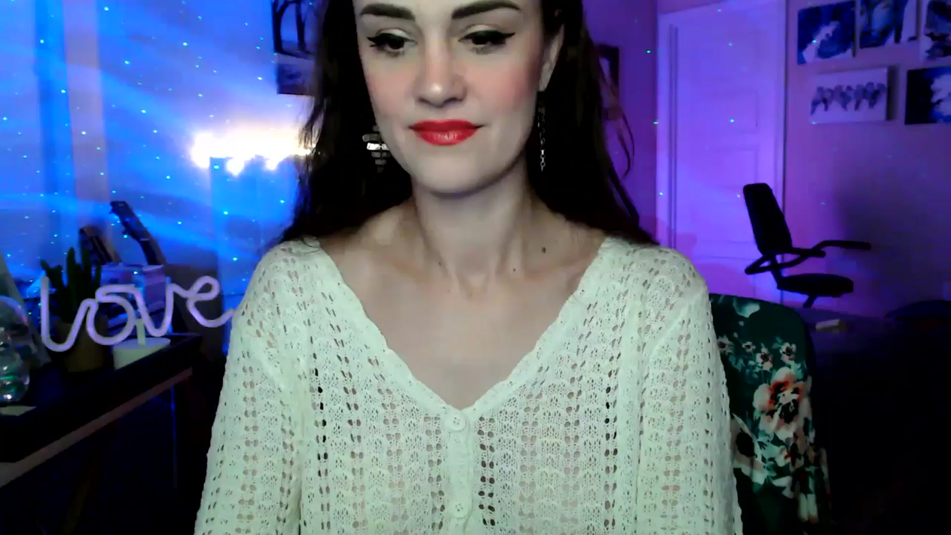 Gallery image thumbnail from HeidiKlumsy's myfreecams stream on, 04/07/2026, 02:43 image 13 of 20