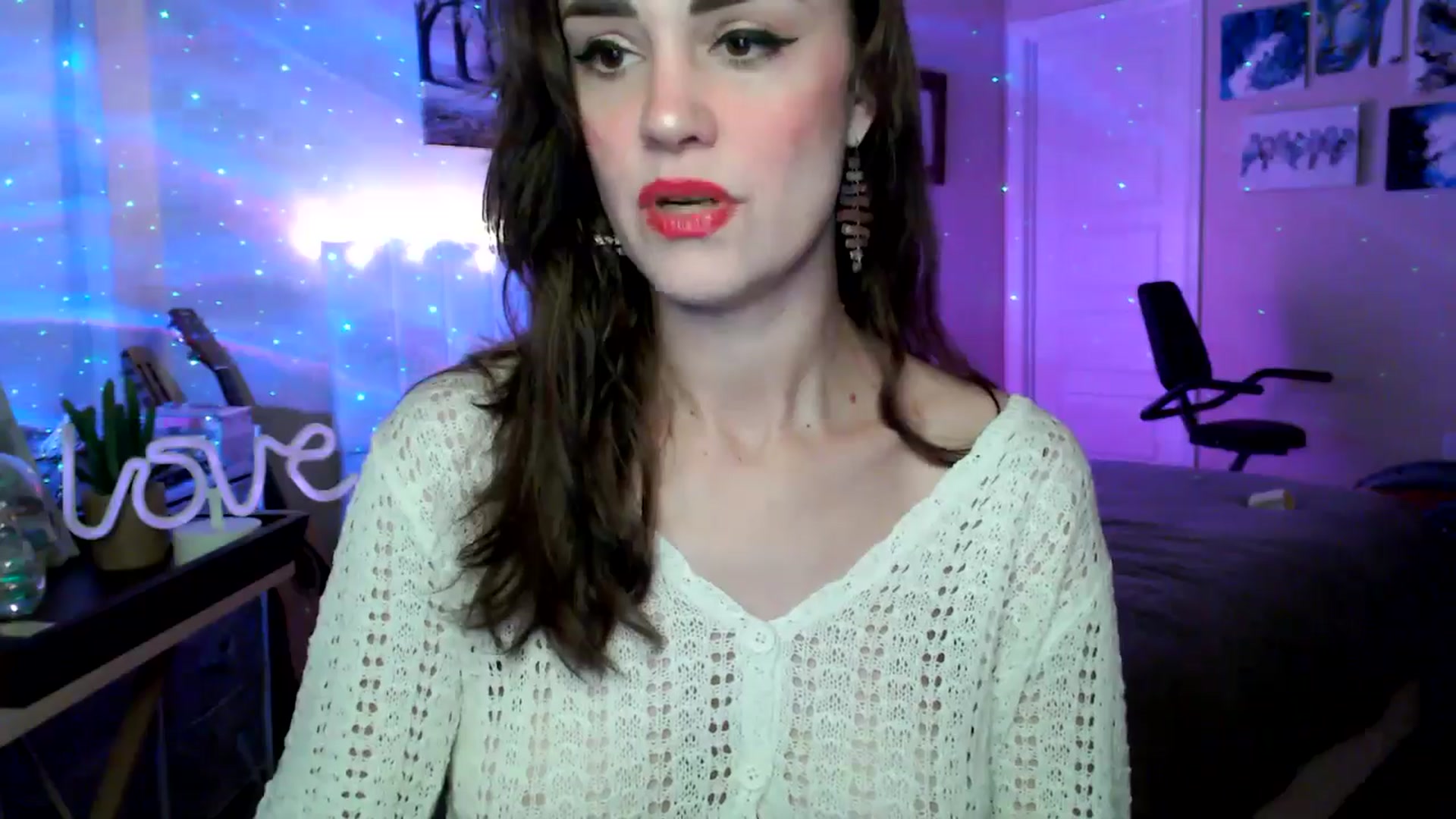 Gallery image thumbnail from HeidiKlumsy's myfreecams stream on, 04/07/2026, 02:43 image 4 of 20