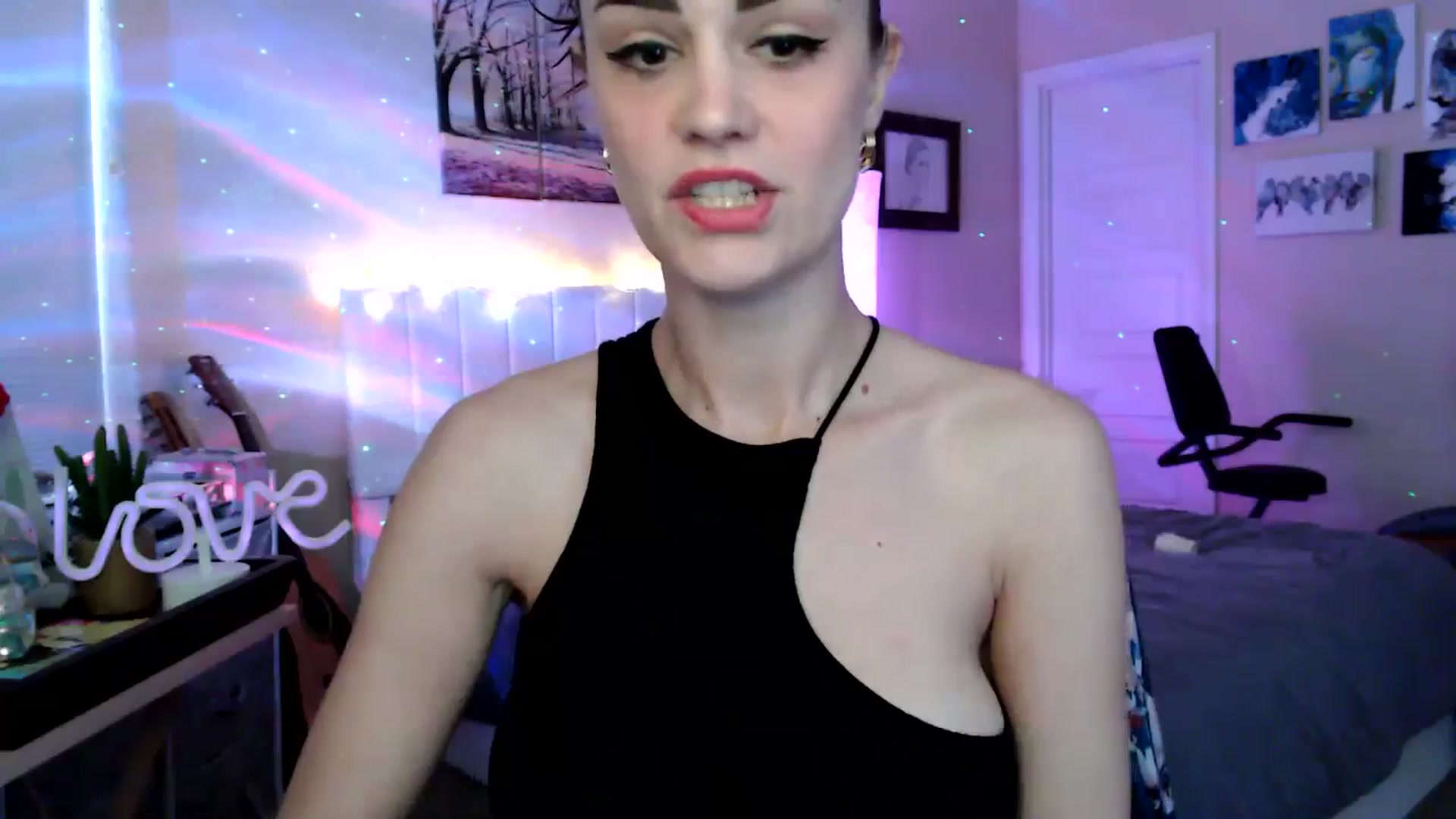 Gallery image thumbnail from HeidiKlumsy's myfreecams stream on, 04/07/2026, 23:31 image 6 of 20