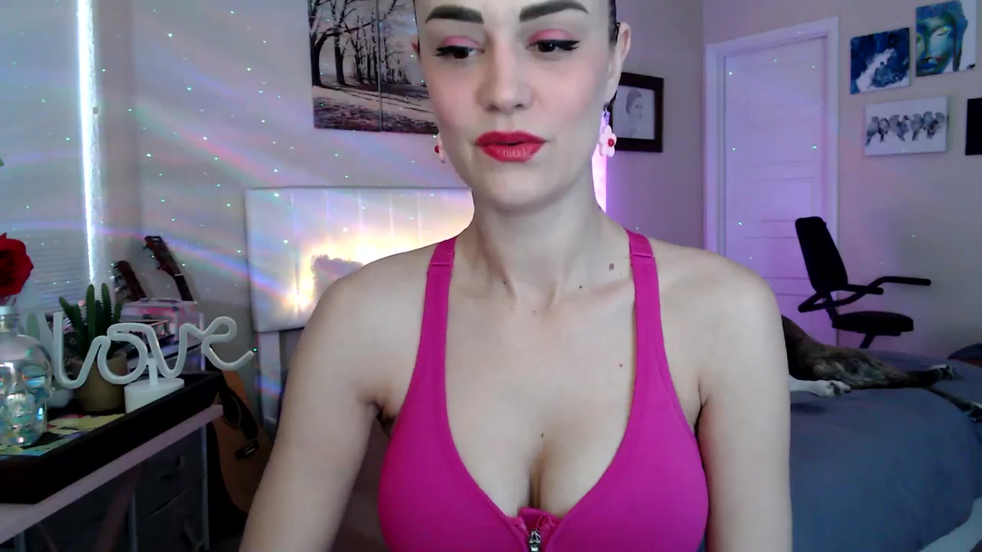 Gallery image thumbnail from HeidiKlumsy's myfreecams stream on, 04/08/2026, 20:59 image 6 of 20