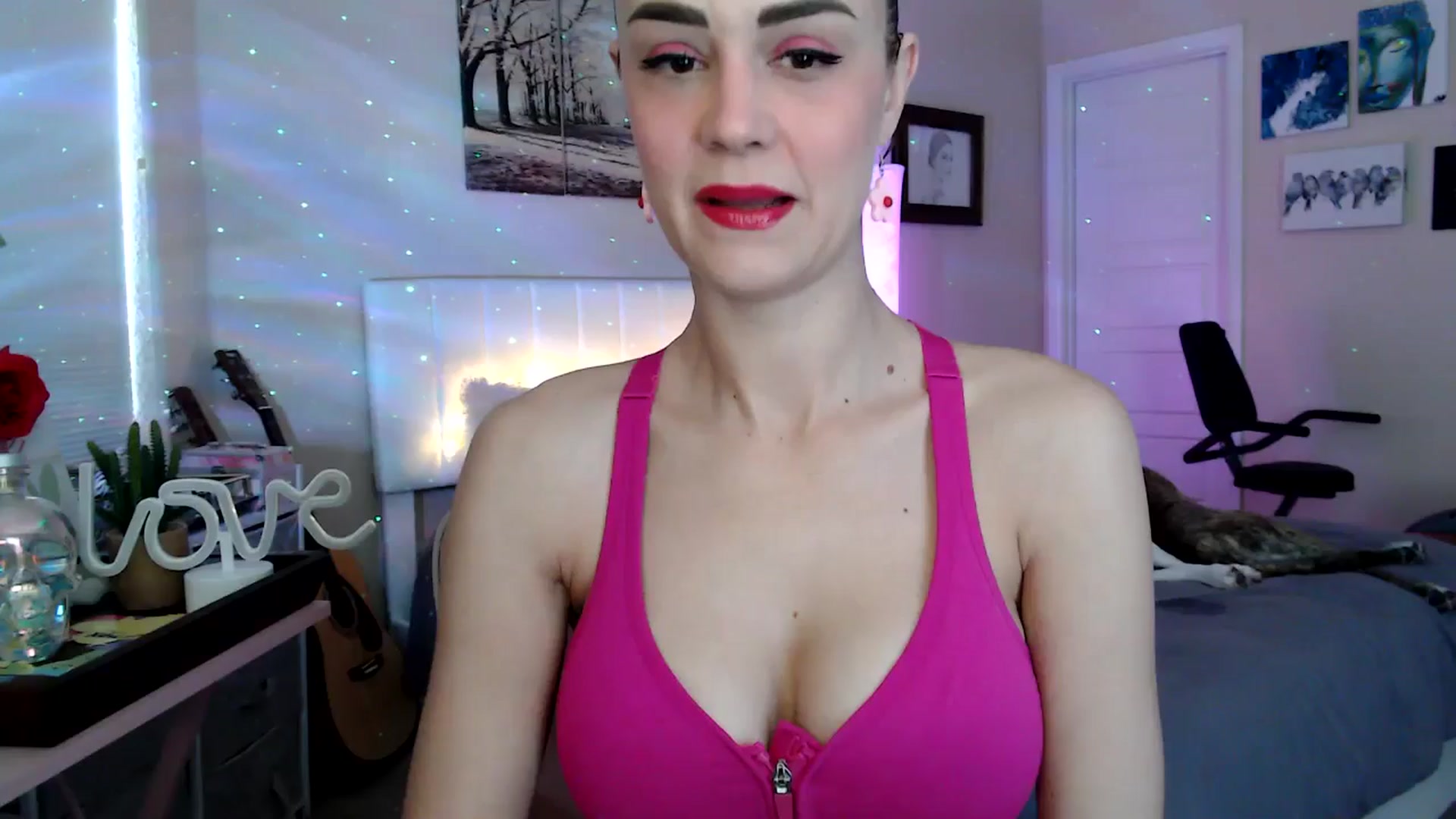 Gallery image thumbnail from HeidiKlumsy's myfreecams stream on, 04/08/2026, 20:59 image 8 of 20