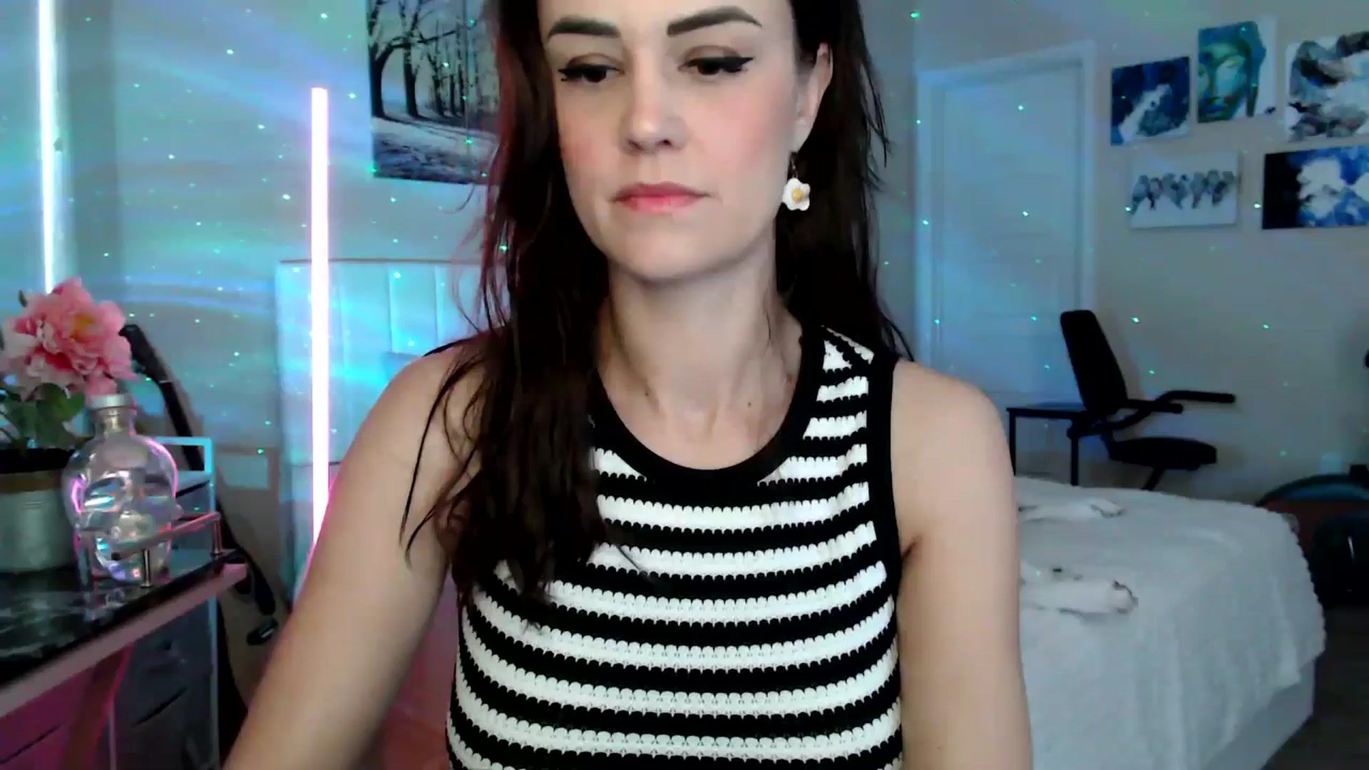 Gallery image thumbnail from HeidiKlumsy's myfreecams stream on, 04/13/2026, 21:39 image 1 of 20