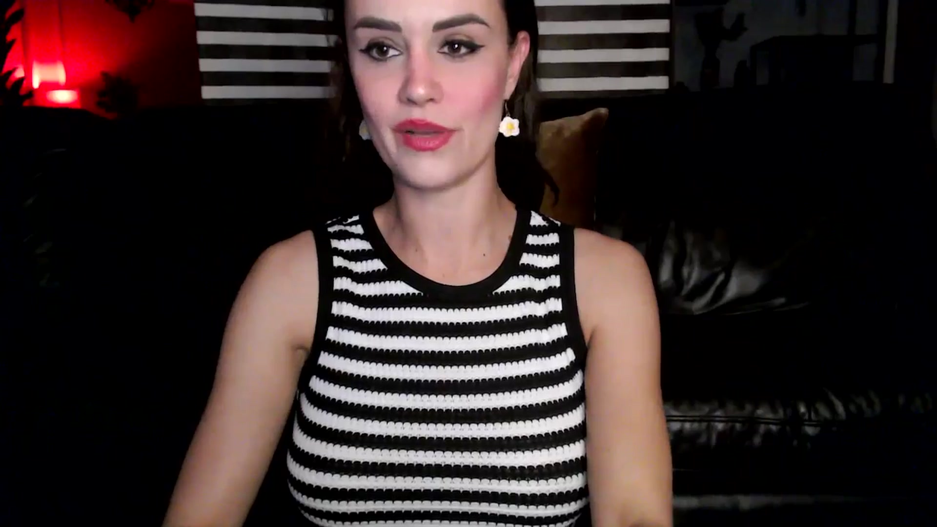 Gallery image thumbnail from HeidiKlumsy's myfreecams stream on, 04/14/2026, 06:18 image 12 of 20