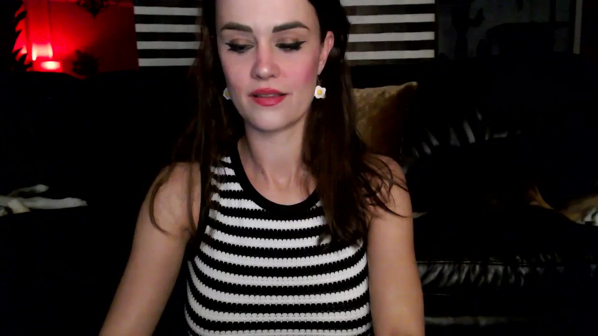 Gallery image thumbnail from HeidiKlumsy's myfreecams stream on, 04/14/2026, 06:18 image 16 of 20