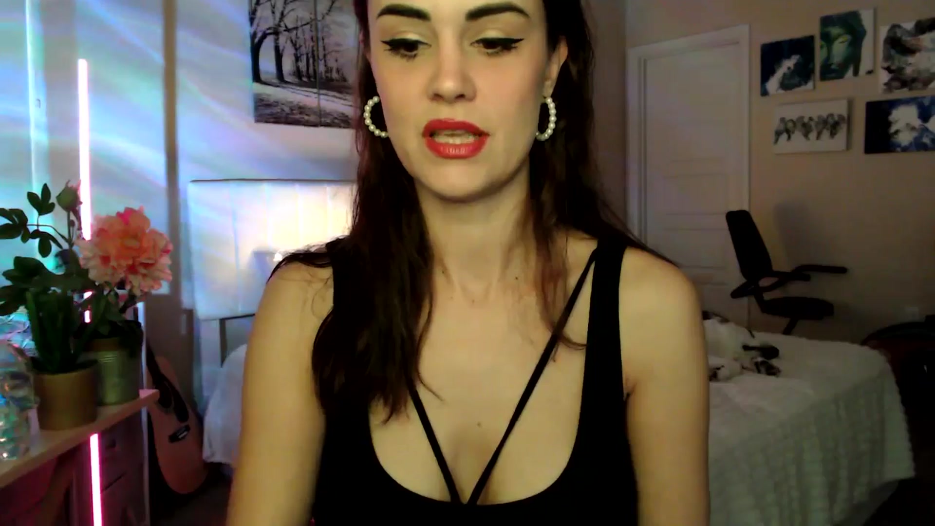 Gallery image thumbnail from HeidiKlumsy's myfreecams stream on, 04/15/2026, 23:01 image 2 of 20