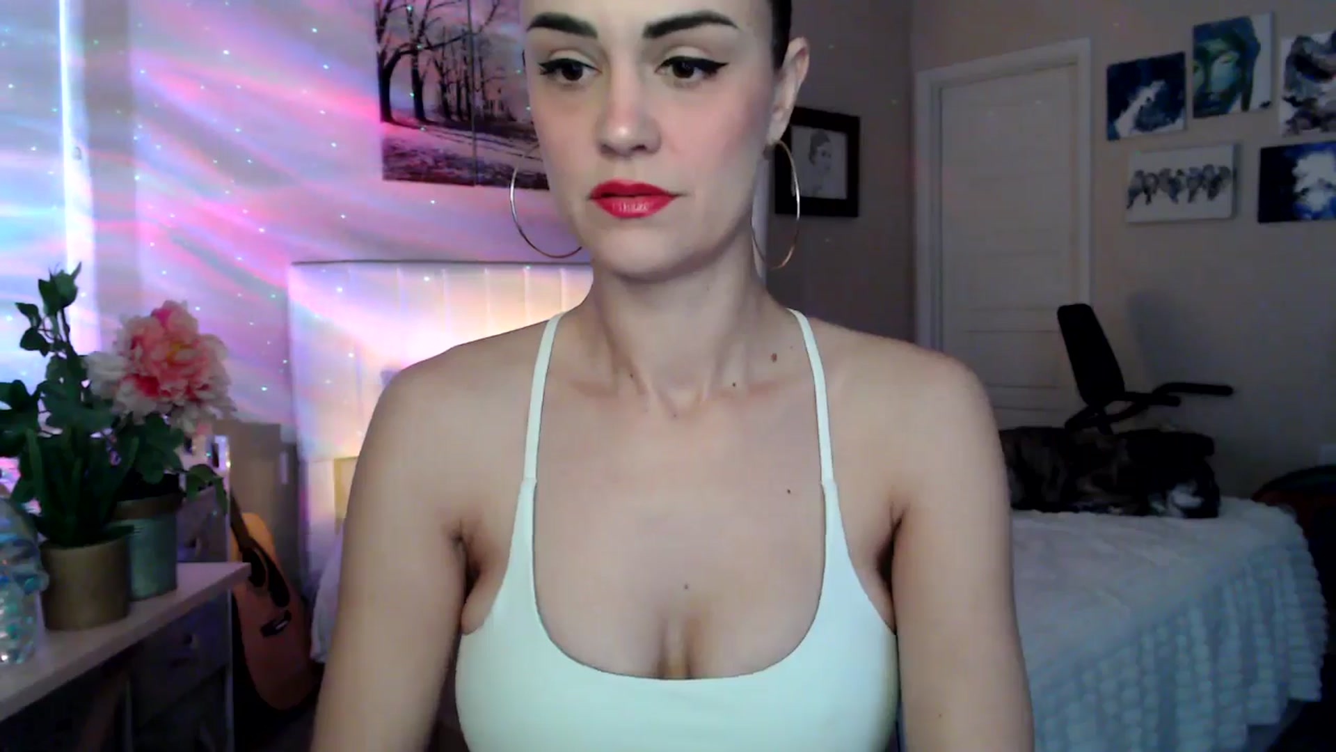 Gallery image thumbnail from HeidiKlumsy's myfreecams stream on, 04/17/2026, 22:03 image 3 of 20