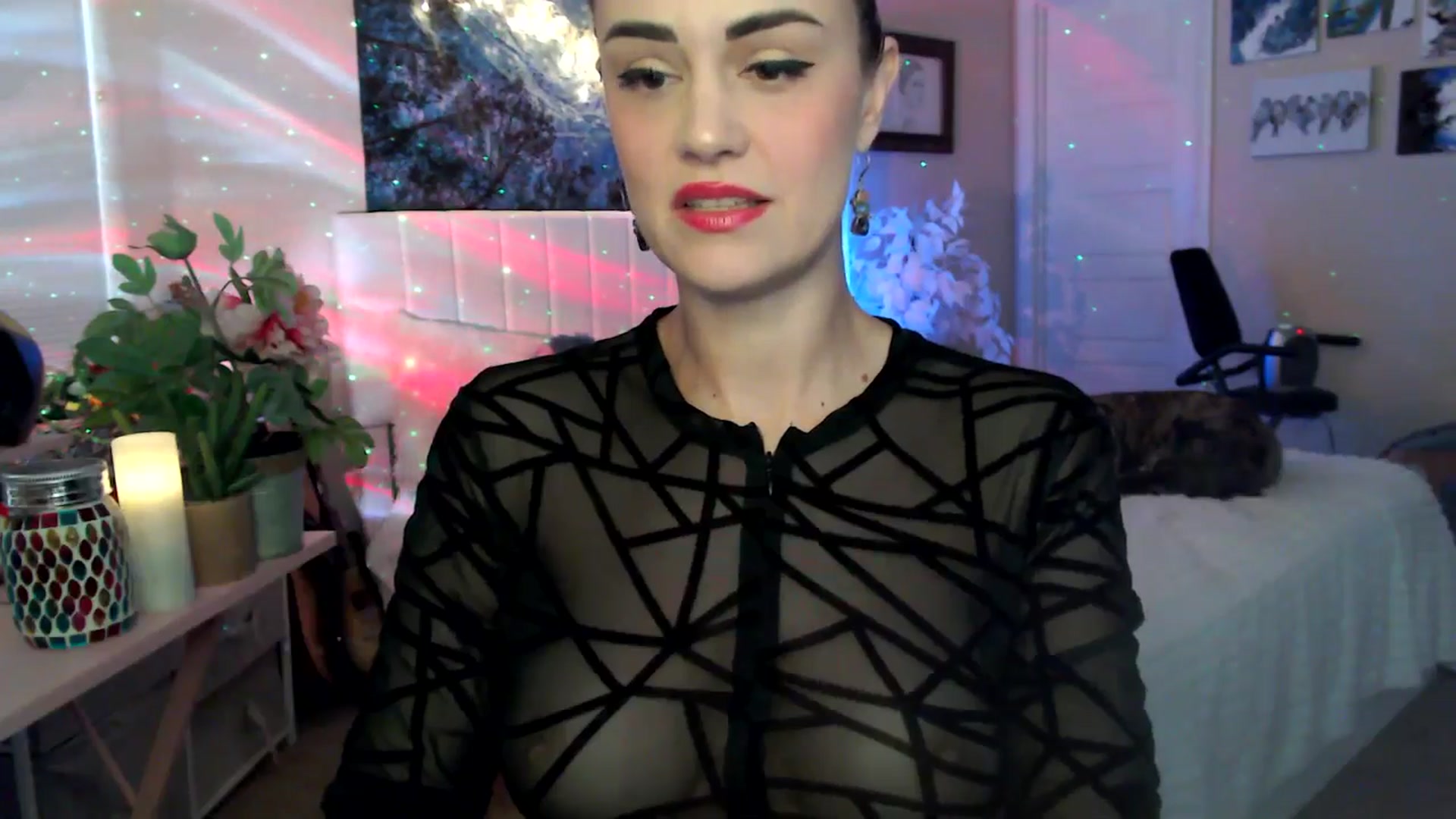 Gallery image thumbnail from HeidiKlumsy's myfreecams stream on, 04/21/2026, 21:43 image 8 of 20