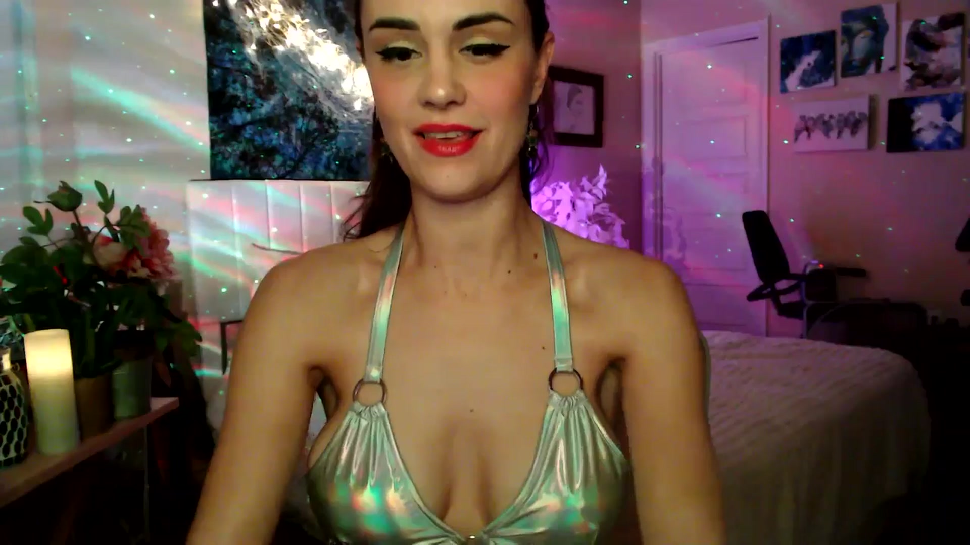 Gallery image thumbnail from HeidiKlumsy's myfreecams stream on, 04/22/2026, 05:00 image 3 of 20