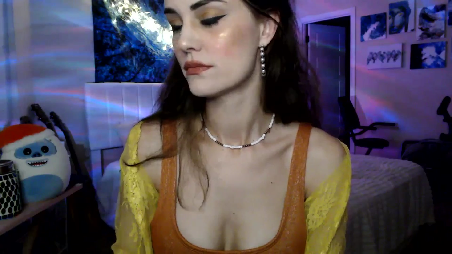 Gallery image thumbnail from HeidiKlumsy's myfreecams stream on, 04/25/2026, 06:44 image 5 of 20