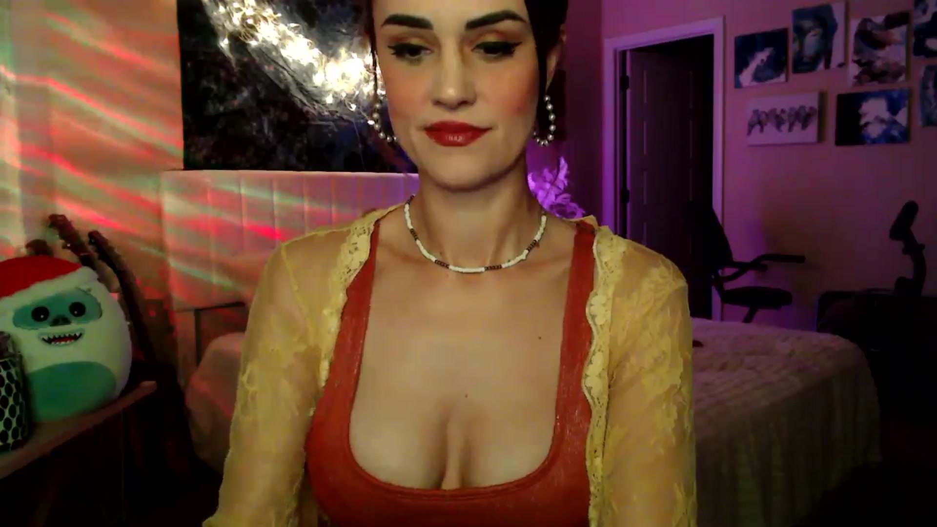 Gallery image thumbnail from HeidiKlumsy's myfreecams stream on, 04/25/2026, 06:44 image 2 of 20