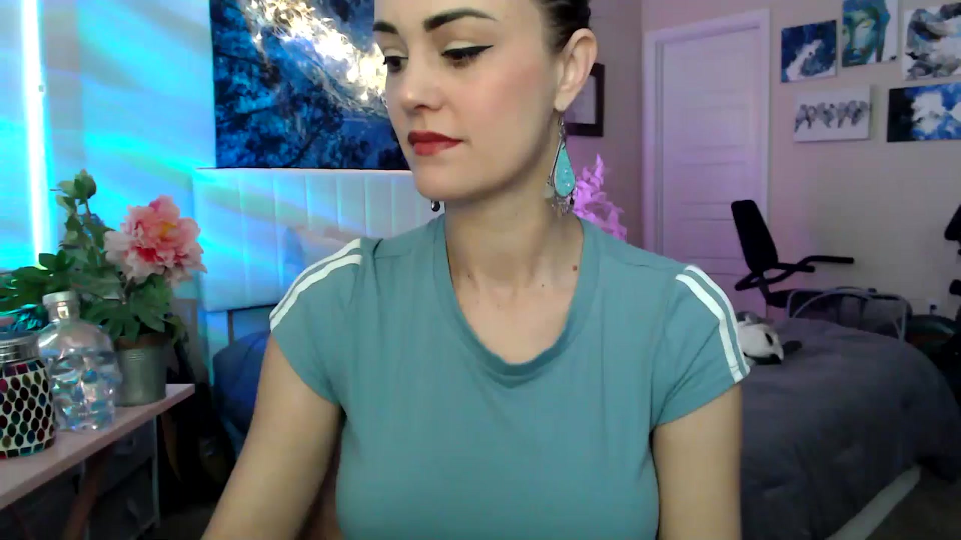Gallery image thumbnail from HeidiKlumsy's myfreecams stream on, 04/28/2026, 24:03 image 2 of 20