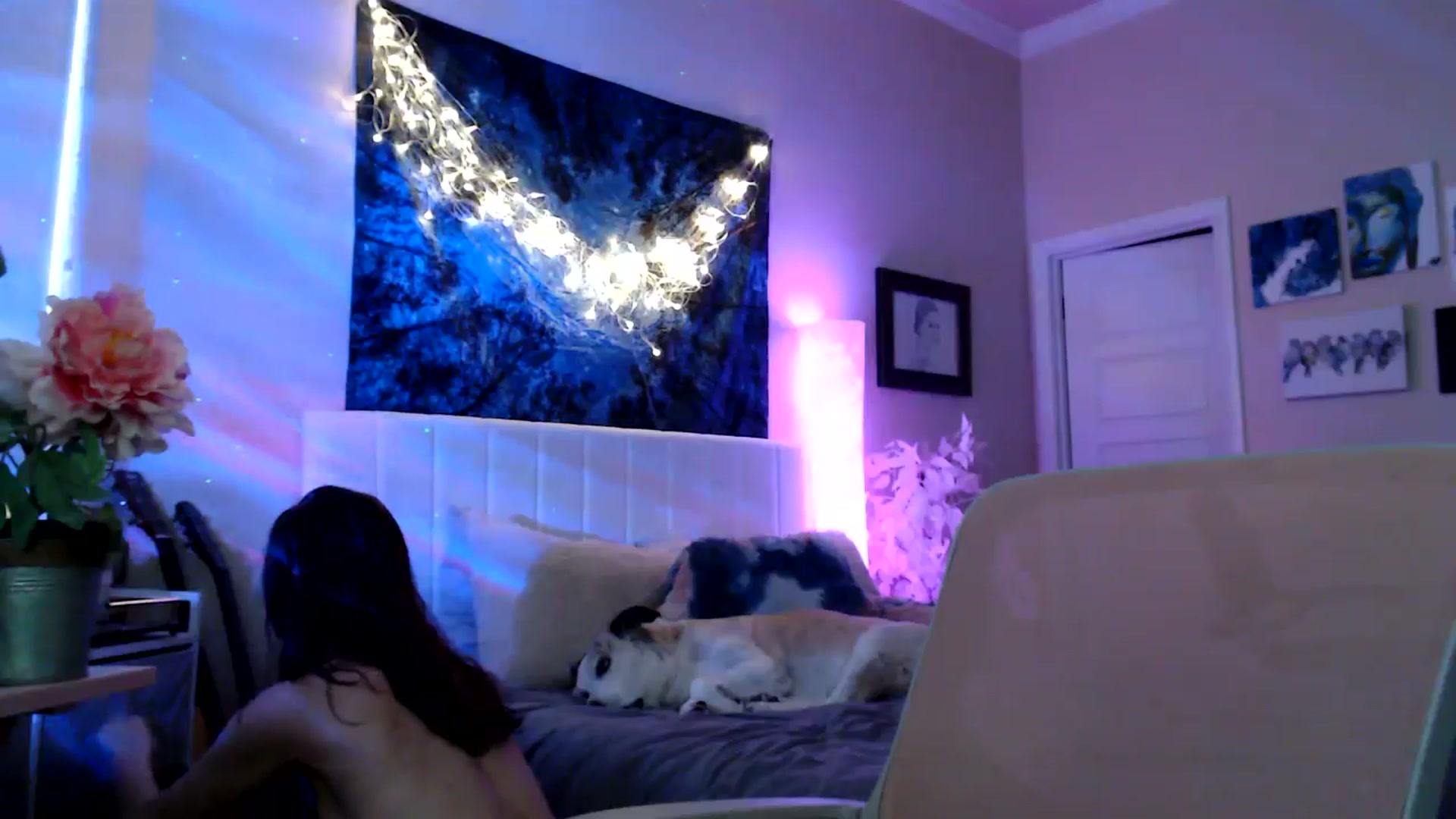 Gallery image thumbnail from HeidiKlumsy's myfreecams stream on, 04/28/2026, 24:03 image 15 of 20