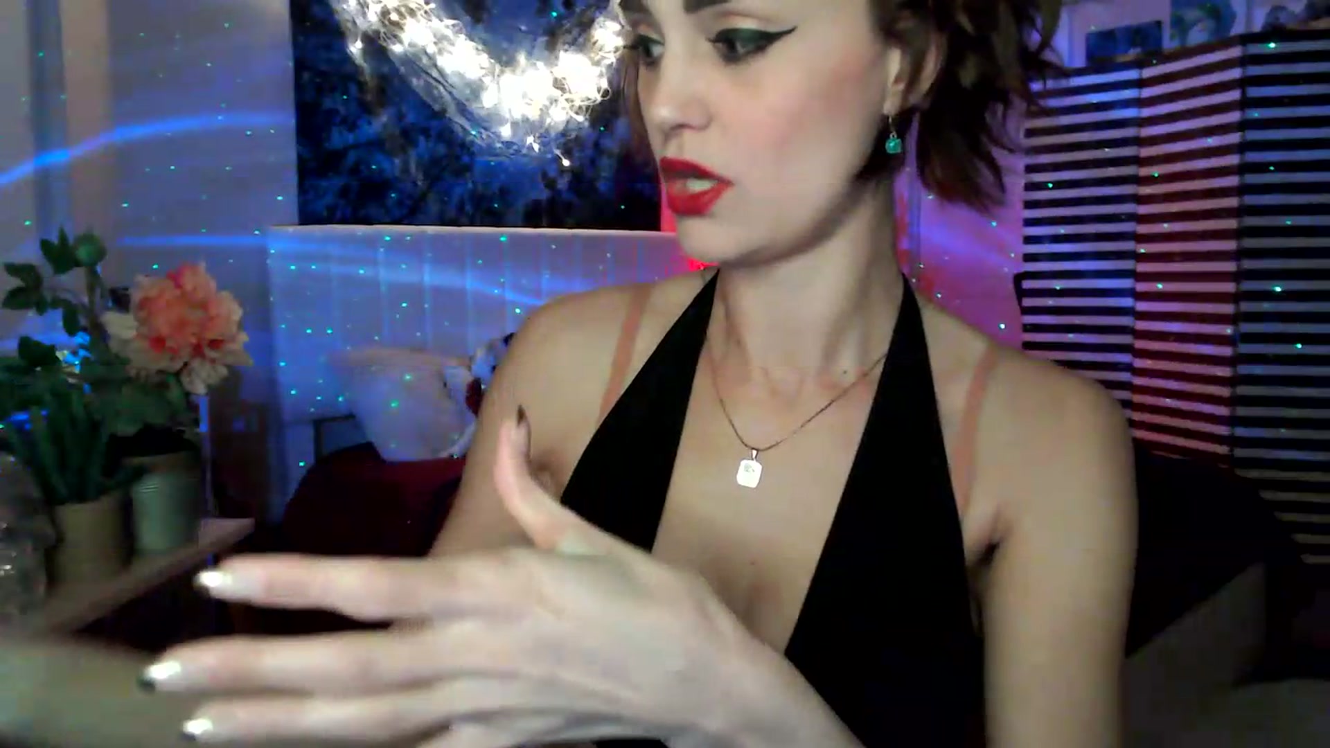 Gallery image thumbnail from HeidiKlumsy's myfreecams stream on, 05/16/2026, 03:35 image 6 of 20