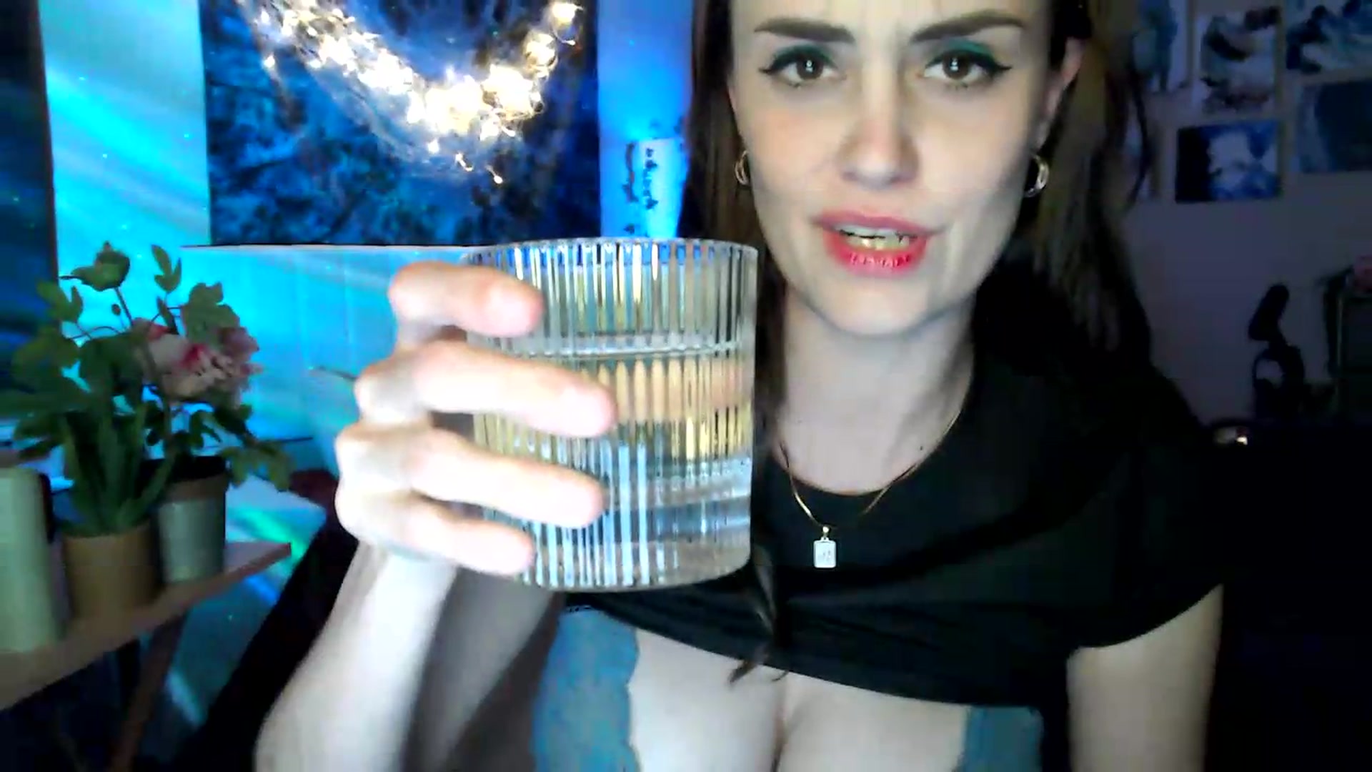 Gallery image thumbnail from HeidiKlumsy's myfreecams stream on, 05/30/2026, 06:03 image 12 of 20