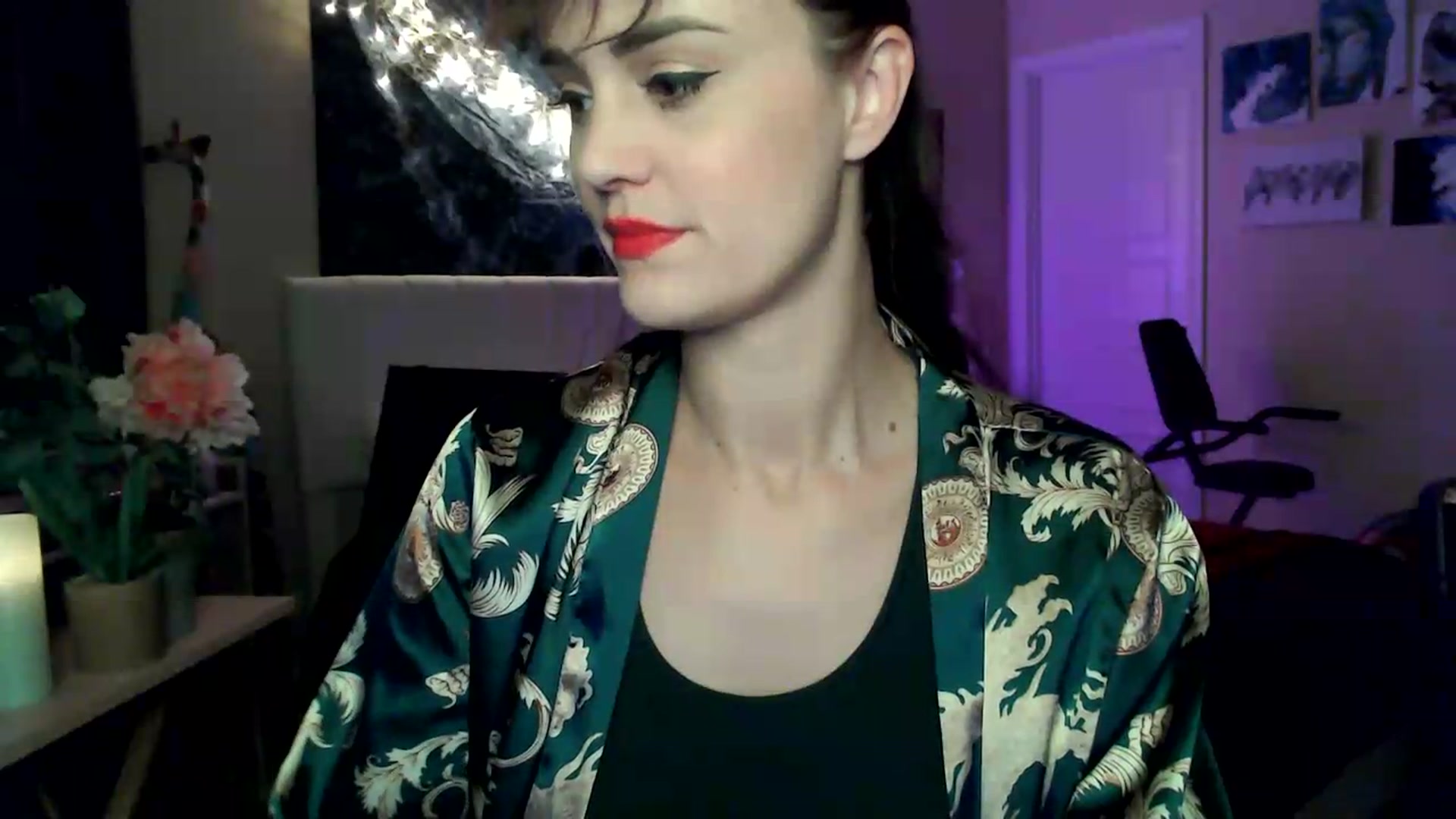 Gallery image thumbnail from HeidiKlumsy's myfreecams stream on, 06/10/2026, 06:48 image 19 of 20