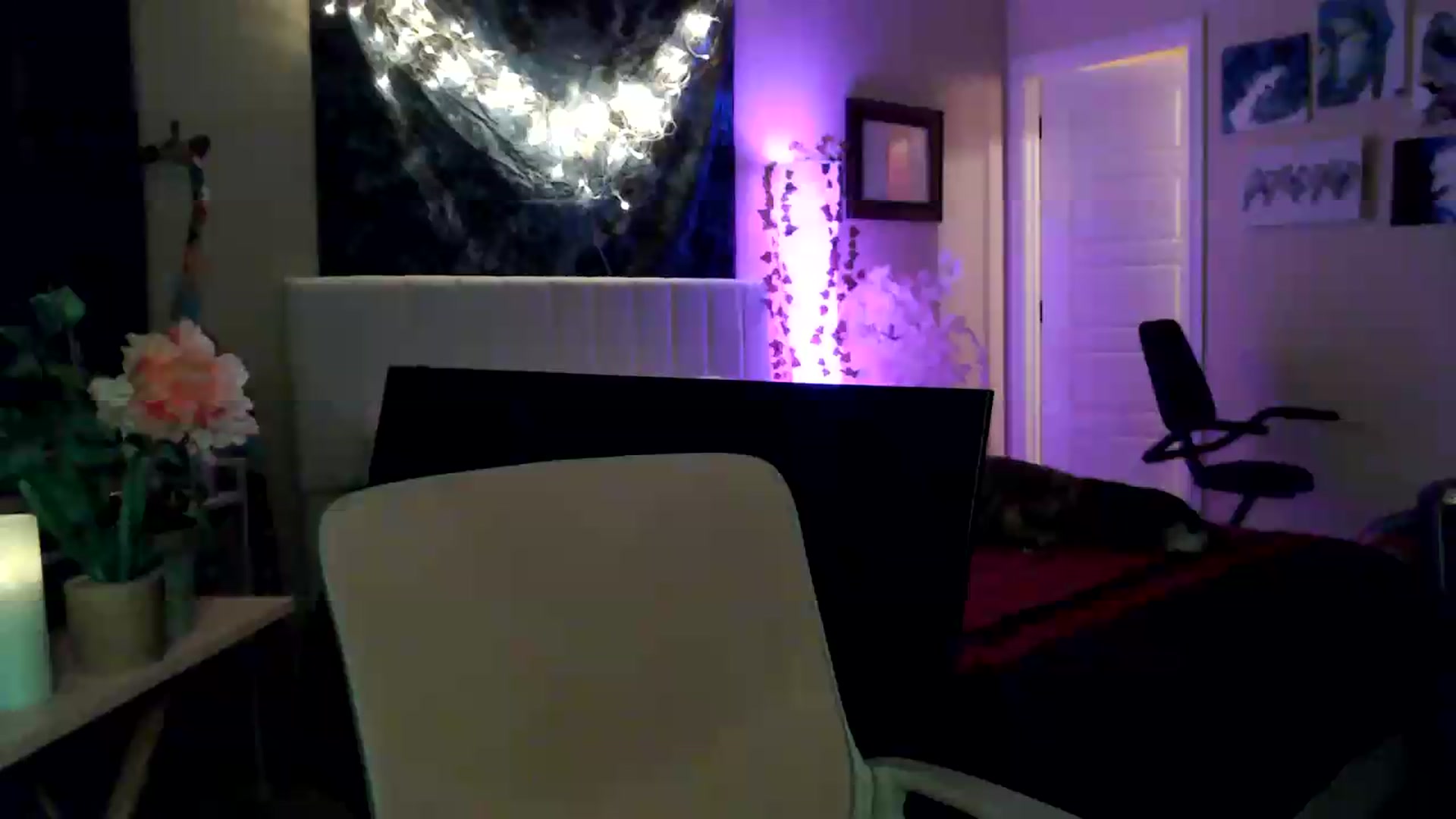 Gallery image thumbnail from HeidiKlumsy's myfreecams stream on, 06/10/2026, 06:48 image 18 of 20