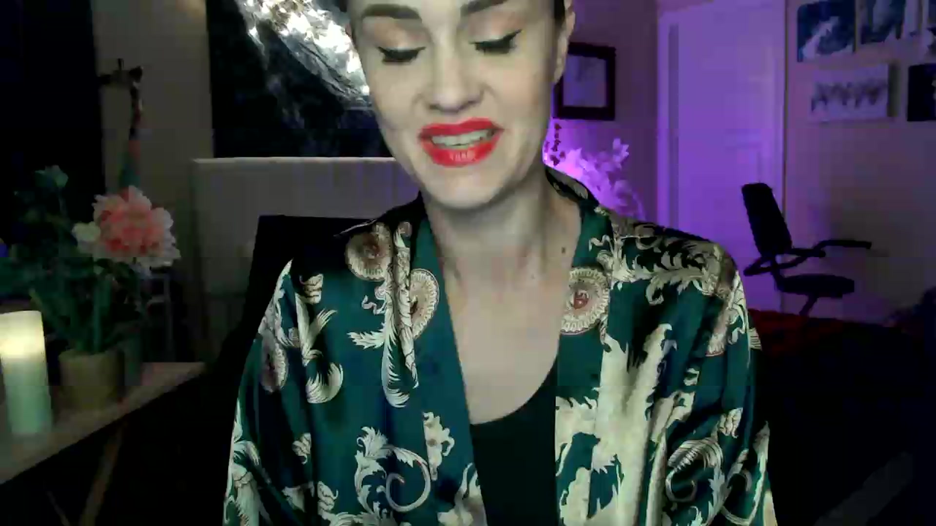 Gallery image thumbnail from HeidiKlumsy's myfreecams stream on, 06/10/2026, 06:48 image 5 of 20
