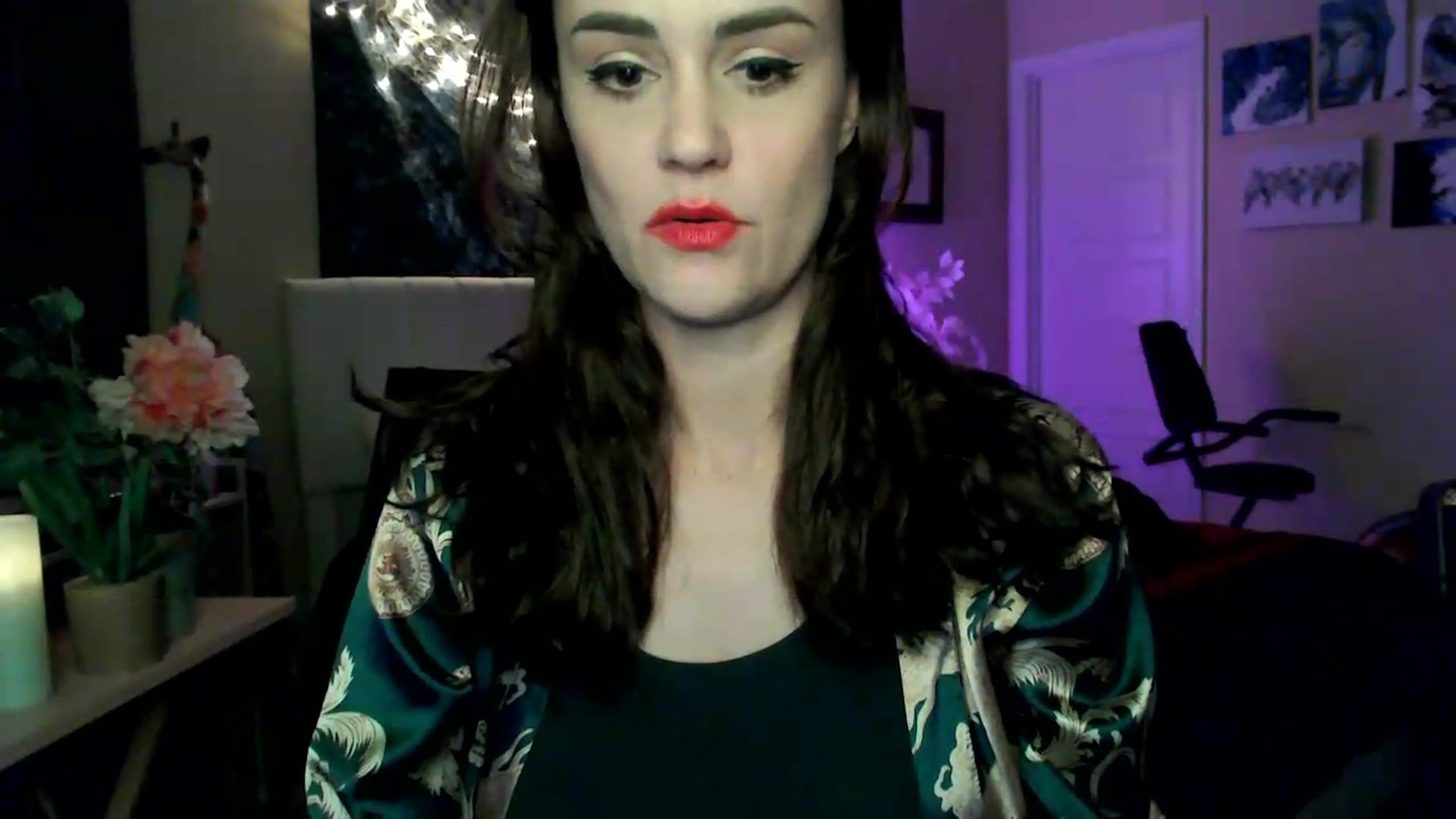 Gallery image thumbnail from HeidiKlumsy's myfreecams stream on, 06/10/2026, 06:48 image 17 of 20