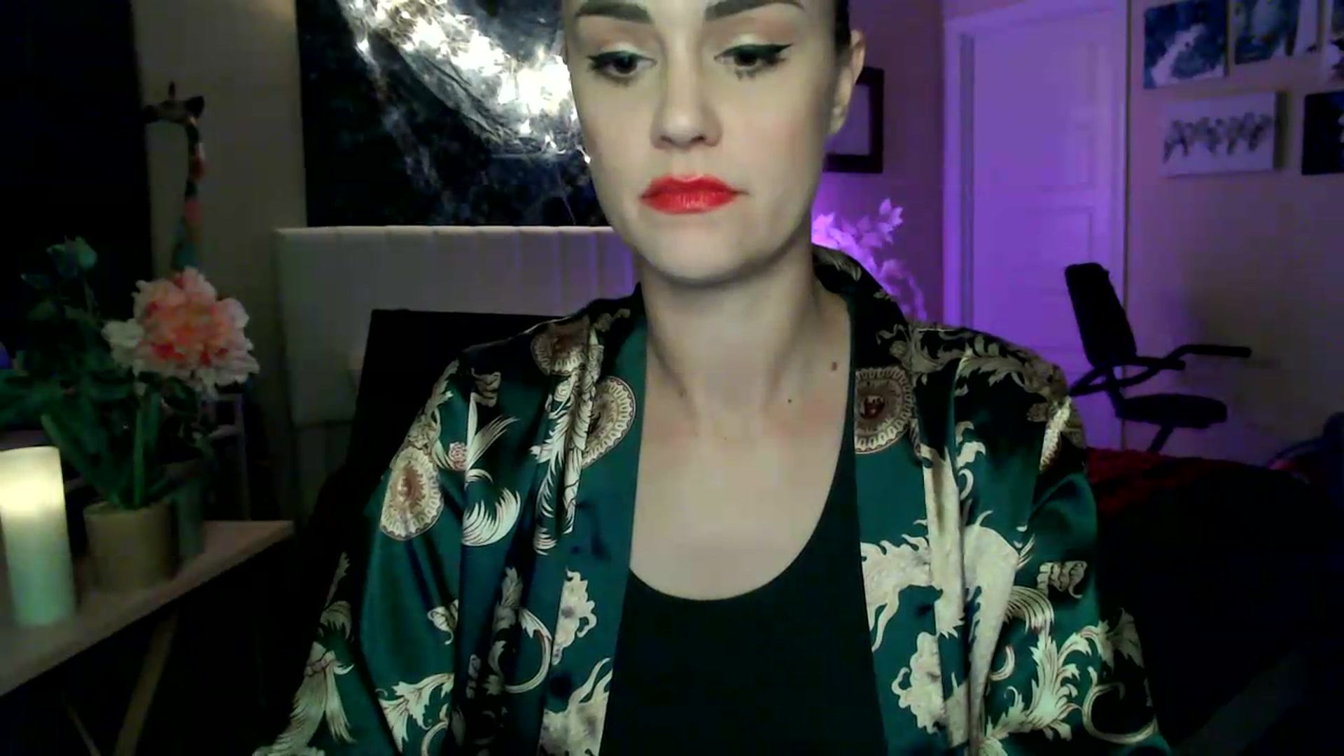 Gallery image thumbnail from HeidiKlumsy's myfreecams stream on, 06/10/2026, 06:48 image 9 of 20