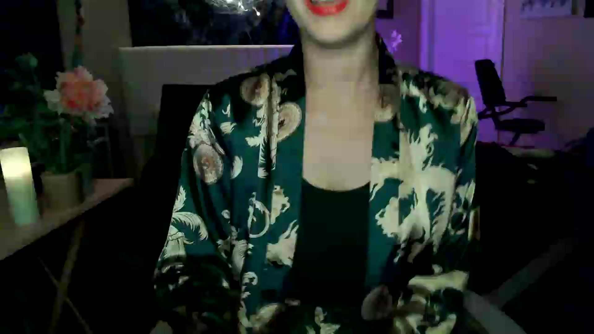 Gallery image thumbnail from HeidiKlumsy's myfreecams stream on, 06/10/2026, 06:48 image 1 of 20