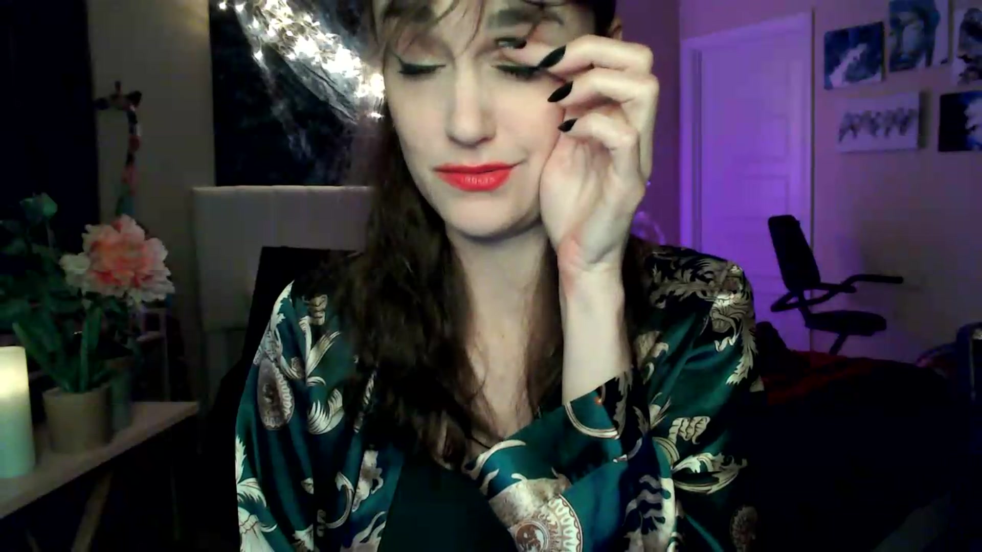 Gallery image thumbnail from HeidiKlumsy's myfreecams stream on, 06/10/2026, 06:48 image 20 of 20