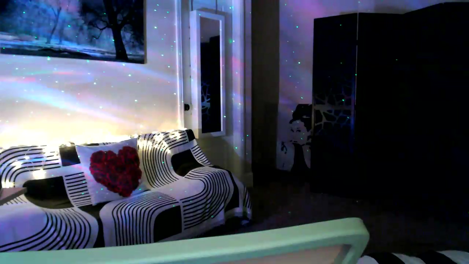 Gallery image thumbnail from HeidiKlumsy's myfreecams stream on, 06/11/2026, 06:50 image 10 of 20