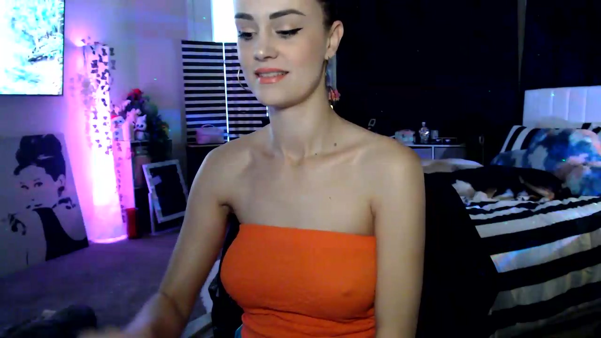 Gallery image thumbnail from HeidiKlumsy's myfreecams stream on, 06/15/2026, 23:19 image 11 of 20