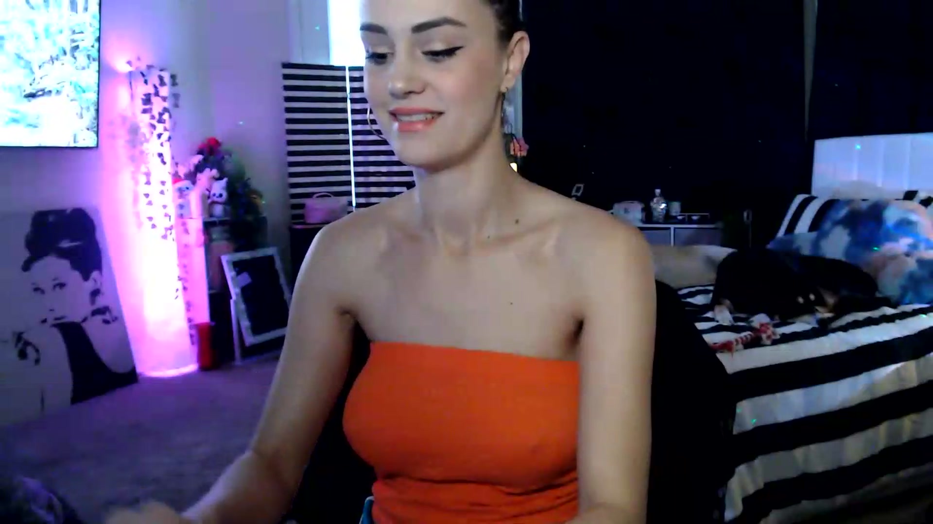 Gallery image thumbnail from HeidiKlumsy's myfreecams stream on, 06/15/2026, 23:19 image 5 of 20