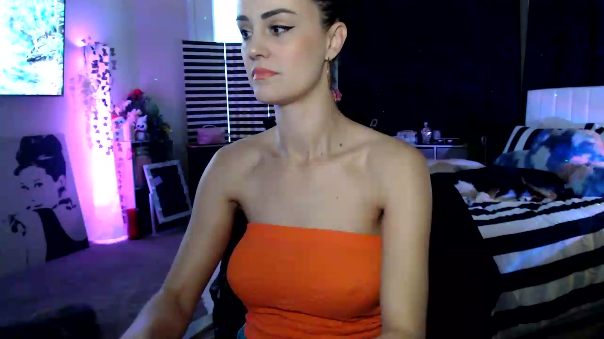 Gallery image thumbnail from HeidiKlumsy's myfreecams stream on, 06/15/2026, 23:19 image 10 of 20