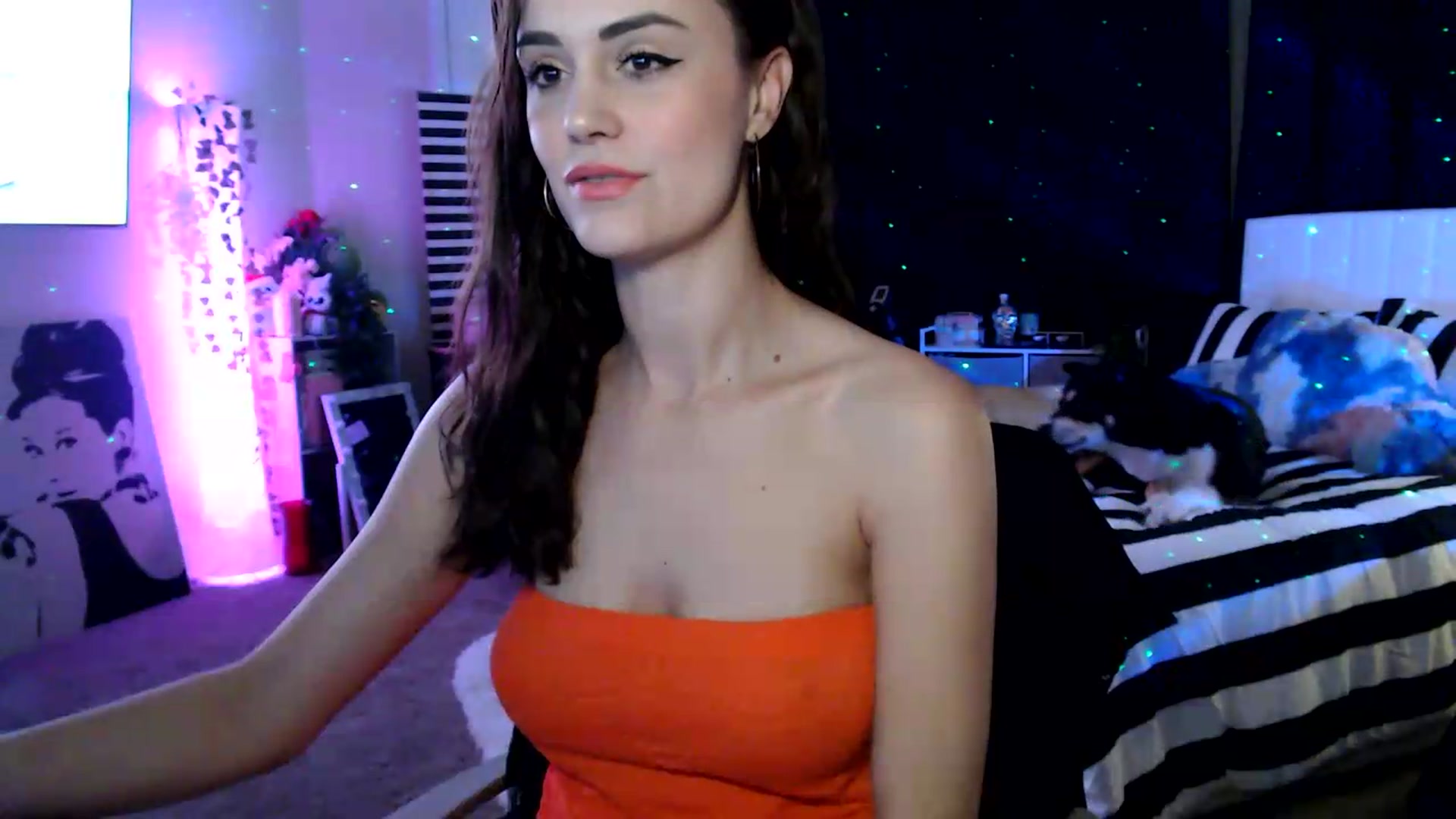 Gallery image thumbnail from HeidiKlumsy's myfreecams stream on, 06/16/2026, 24:47 image 12 of 20