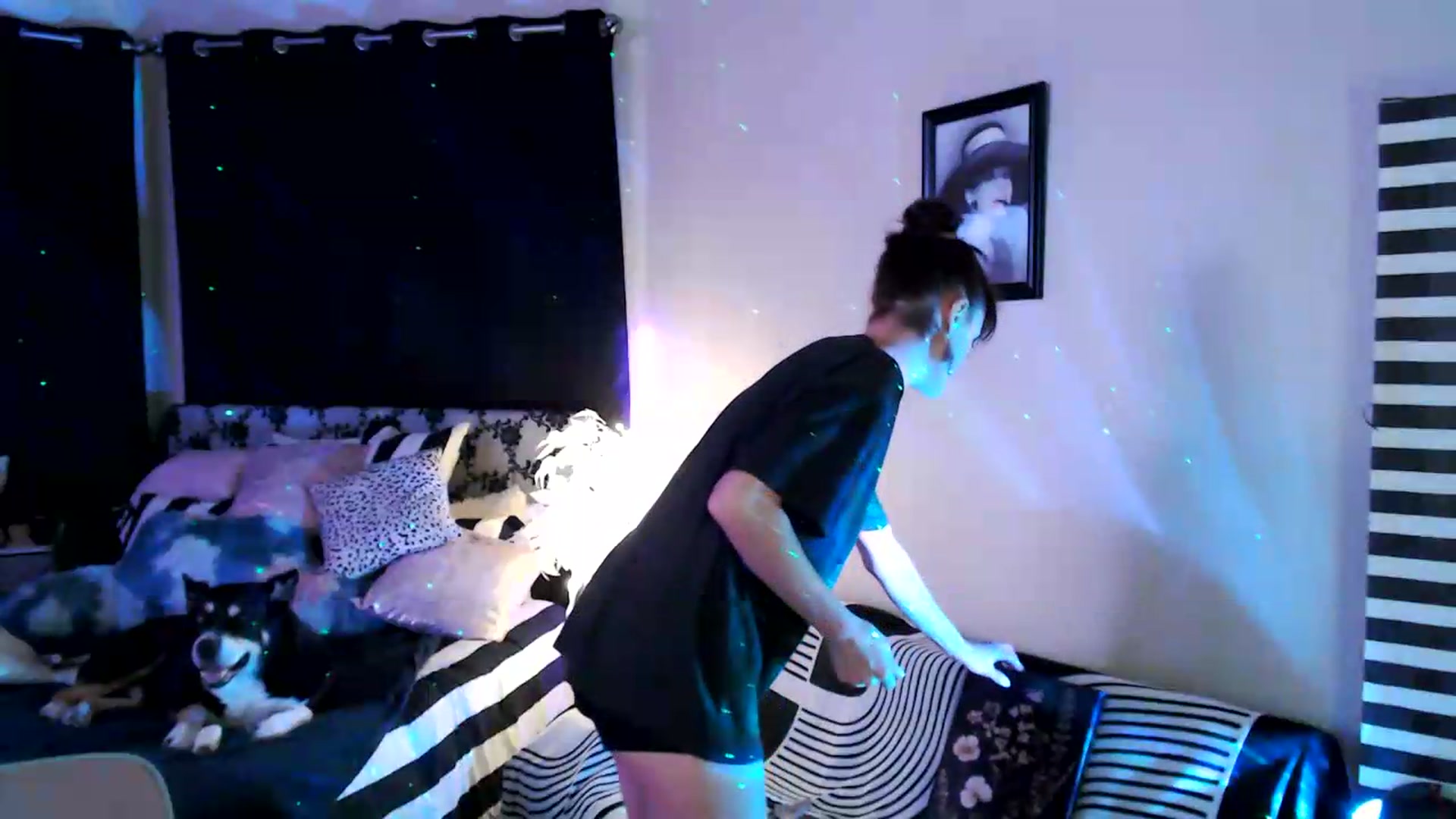 Gallery image thumbnail from HeidiKlumsy's myfreecams stream on, 06/19/2026, 04:20 image 9 of 20
