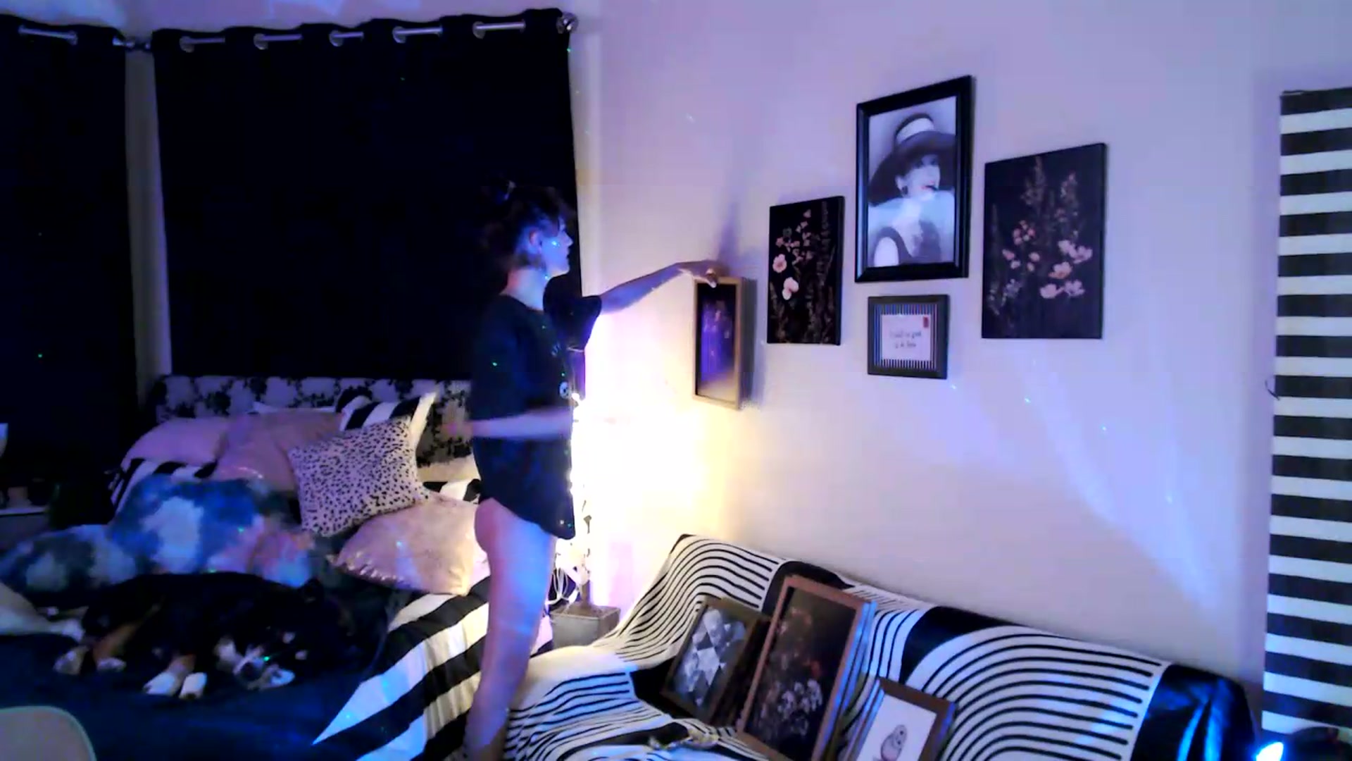 Gallery image thumbnail from HeidiKlumsy's myfreecams stream on, 06/19/2026, 04:20 image 11 of 20