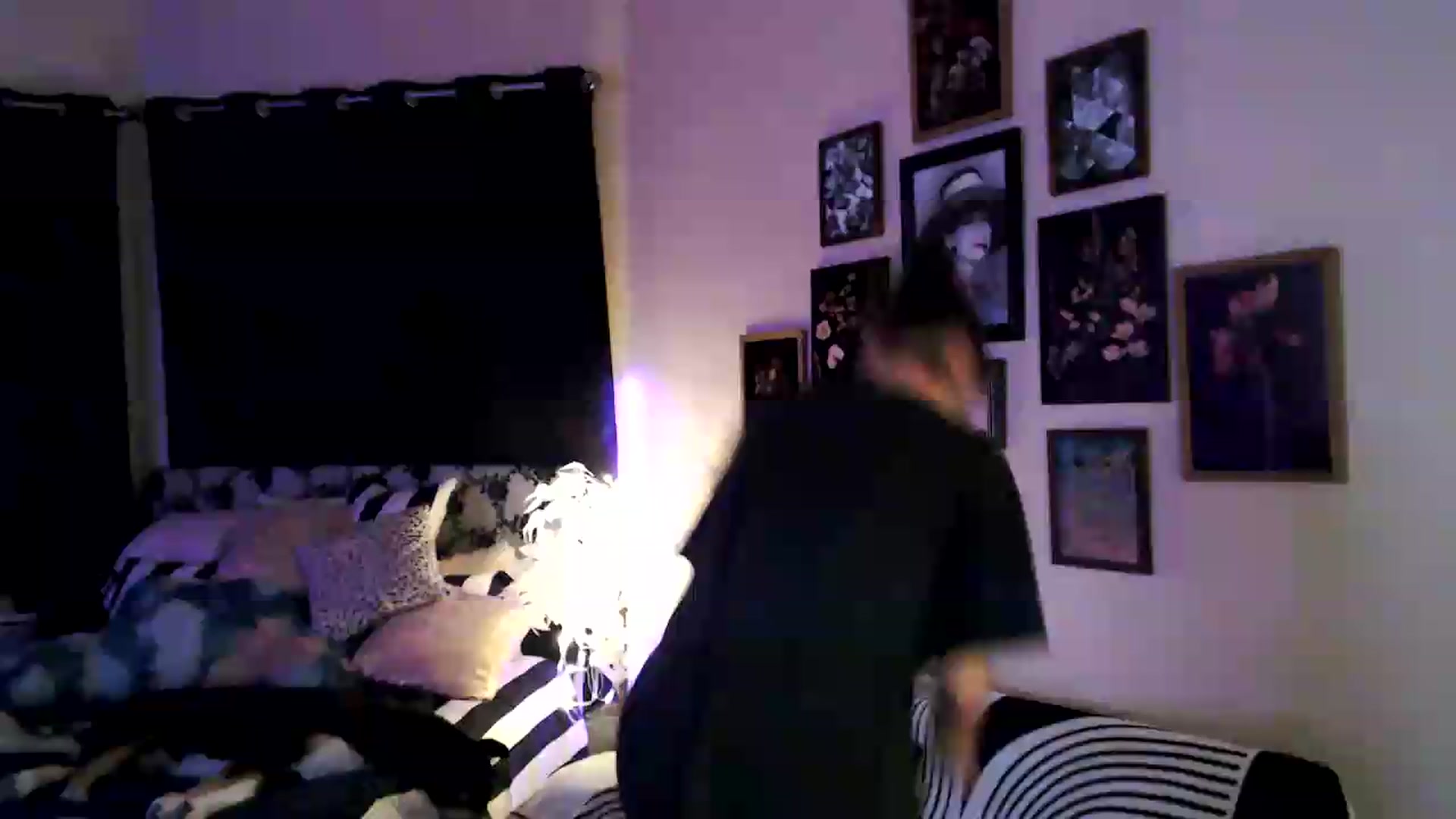 Gallery image thumbnail from HeidiKlumsy's myfreecams stream on, 06/19/2026, 04:20 image 18 of 20
