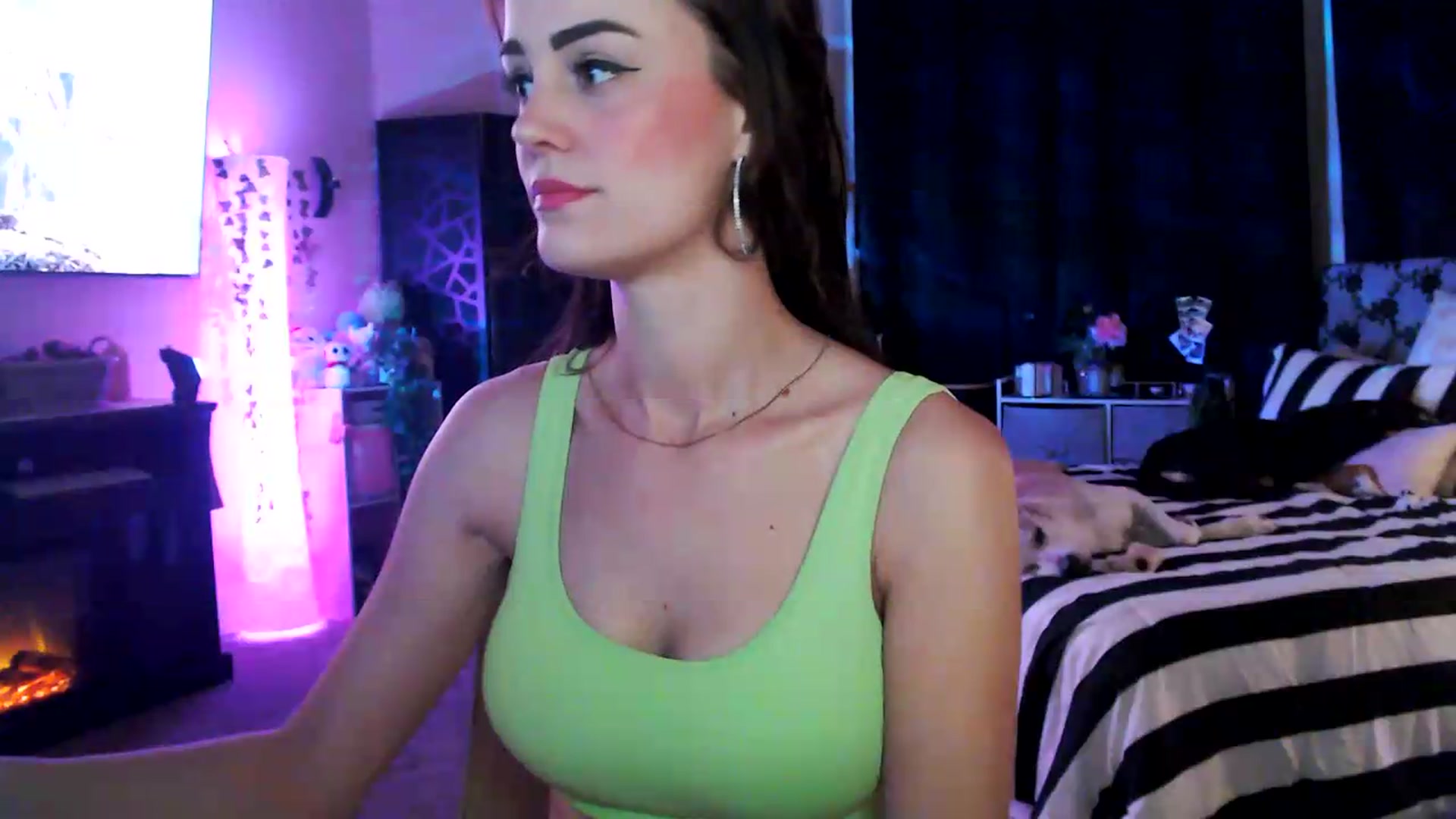 Gallery image thumbnail from HeidiKlumsy's myfreecams stream on, 06/22/2026, 04:31 image 12 of 20