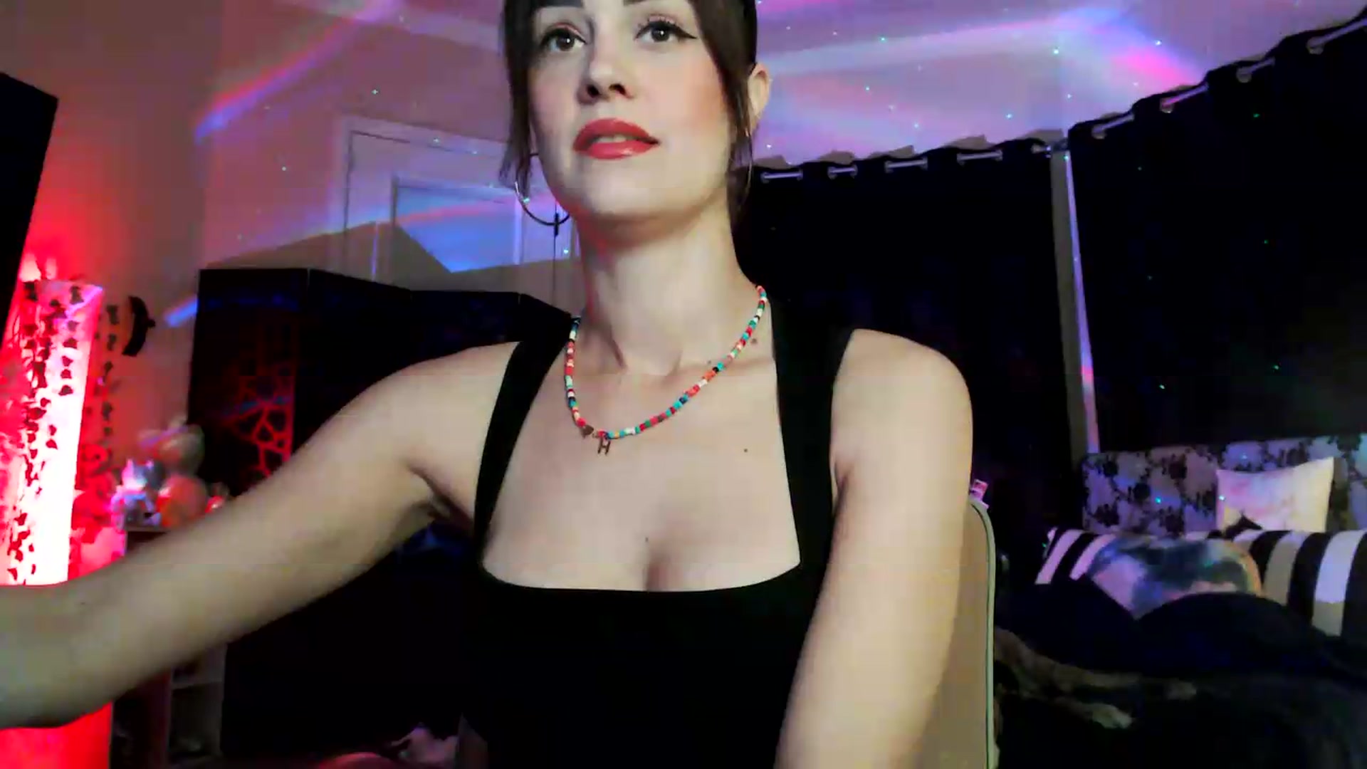 Gallery image thumbnail from HeidiKlumsy's myfreecams stream on, 06/24/2026, 03:56 image 19 of 20