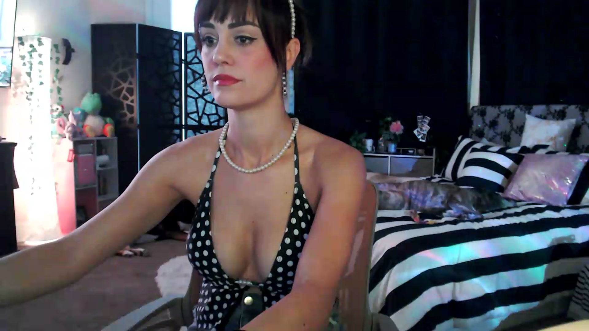 Gallery image thumbnail from HeidiKlumsy's myfreecams stream on, 06/24/2026, 23:59 image 9 of 20