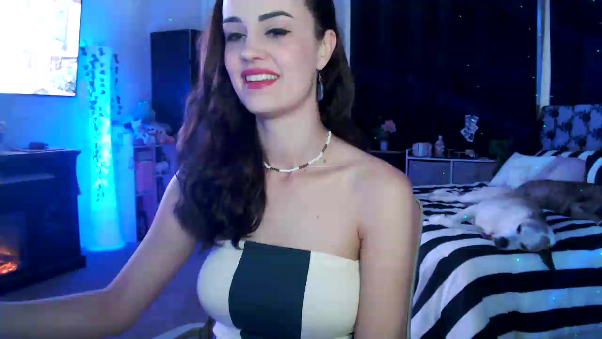 Gallery image thumbnail from HeidiKlumsy's myfreecams stream on, 06/30/2026, 24:04 image 5 of 20
