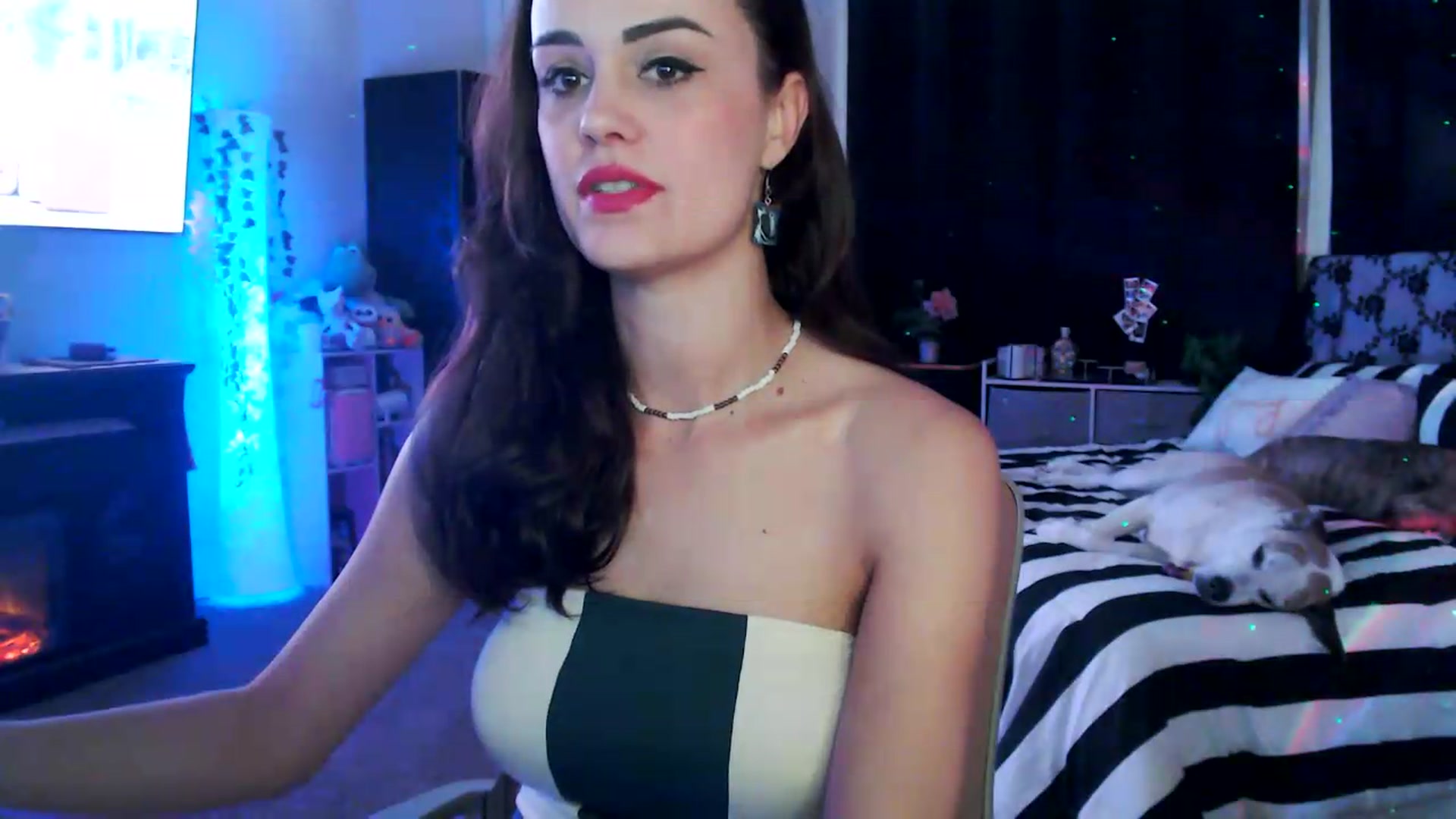 Gallery image thumbnail from HeidiKlumsy's myfreecams stream on, 06/30/2026, 24:04 image 9 of 20