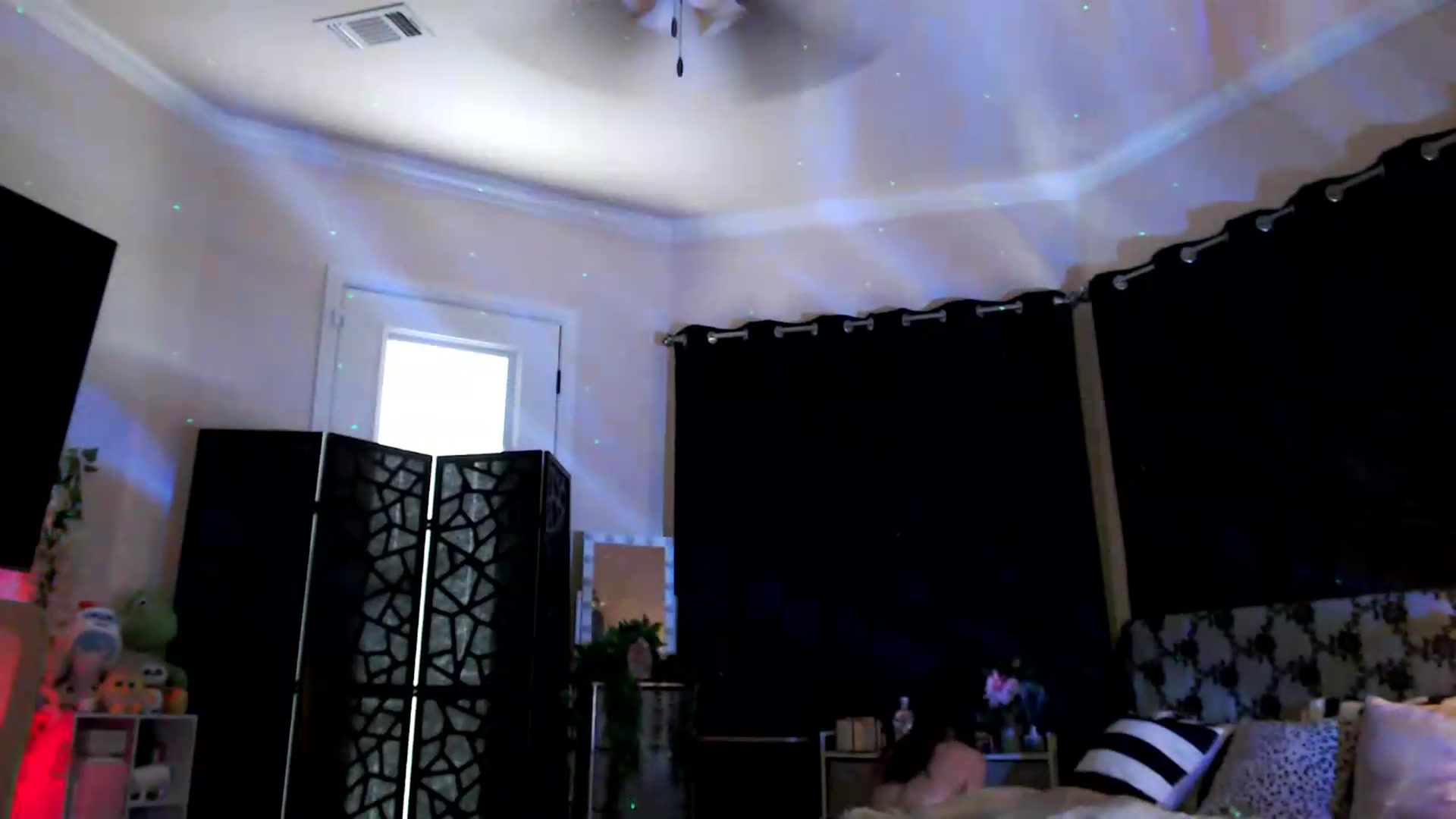 Gallery image thumbnail from HeidiKlumsy's myfreecams stream on, 07/13/2026, 24:01 image 20 of 20