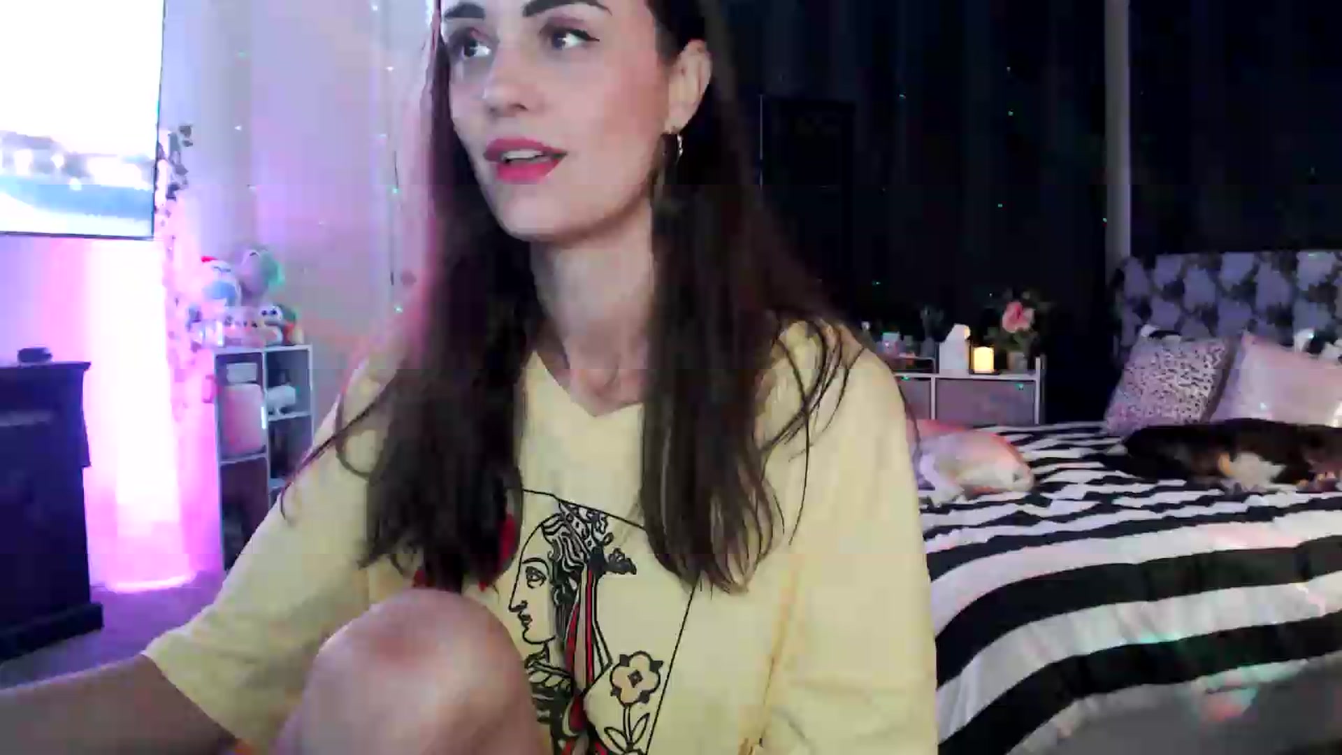 Gallery image thumbnail from HeidiKlumsy's myfreecams stream on, 07/15/2026, 22:34 image 1 of 20