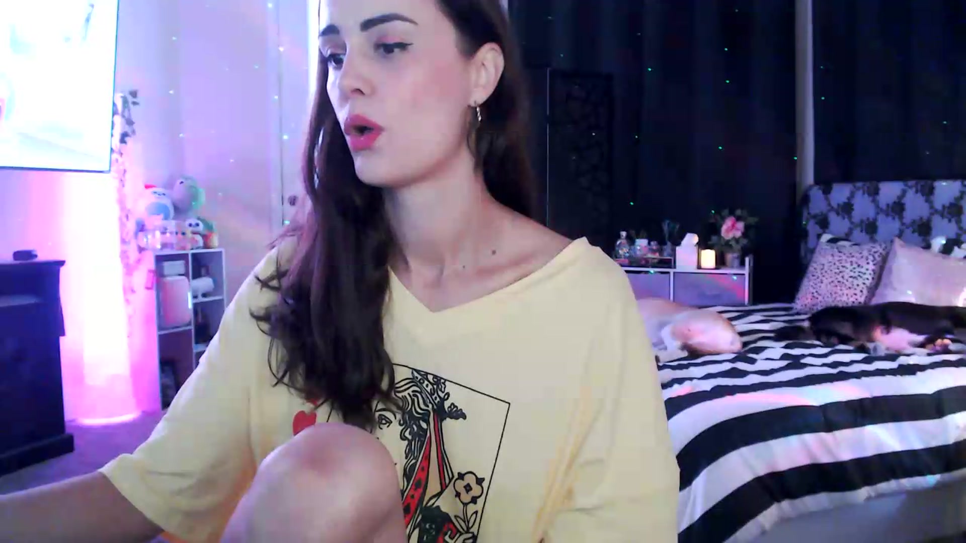 Gallery image thumbnail from HeidiKlumsy's myfreecams stream on, 07/15/2026, 22:34 image 15 of 20