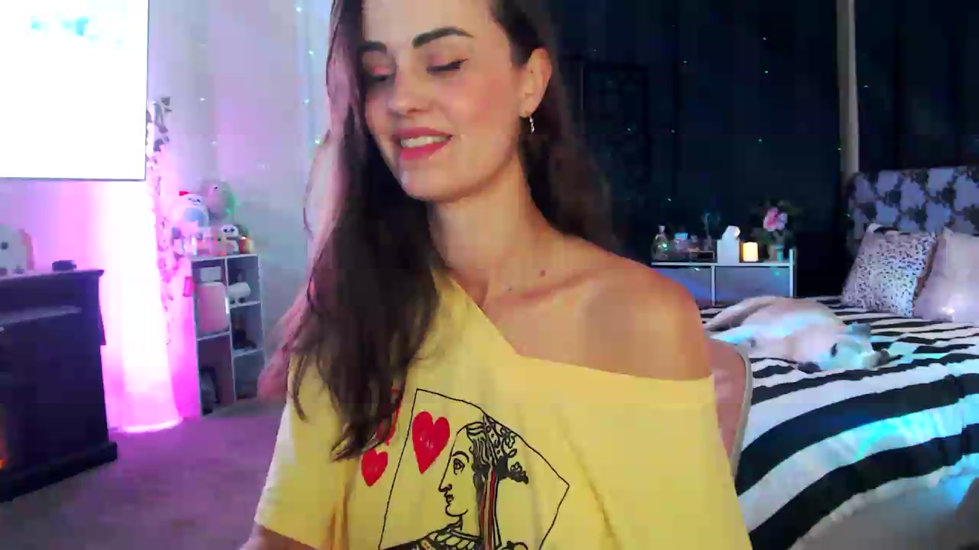 Gallery image thumbnail from HeidiKlumsy's myfreecams stream on, 07/16/2026, 24:09 image 2 of 20