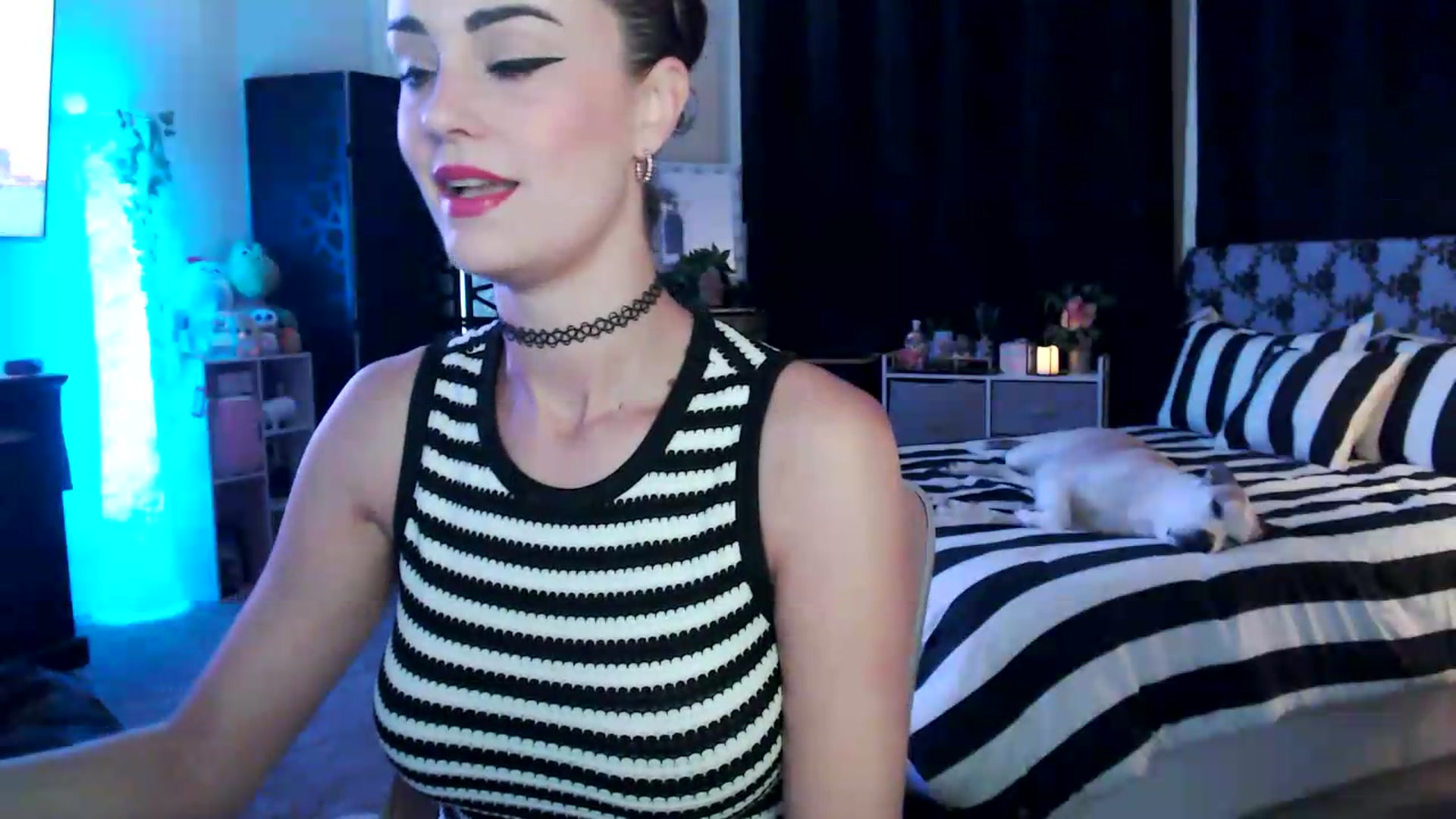 Gallery image thumbnail from HeidiKlumsy's myfreecams stream on, 07/16/2026, 23:09 image 5 of 20