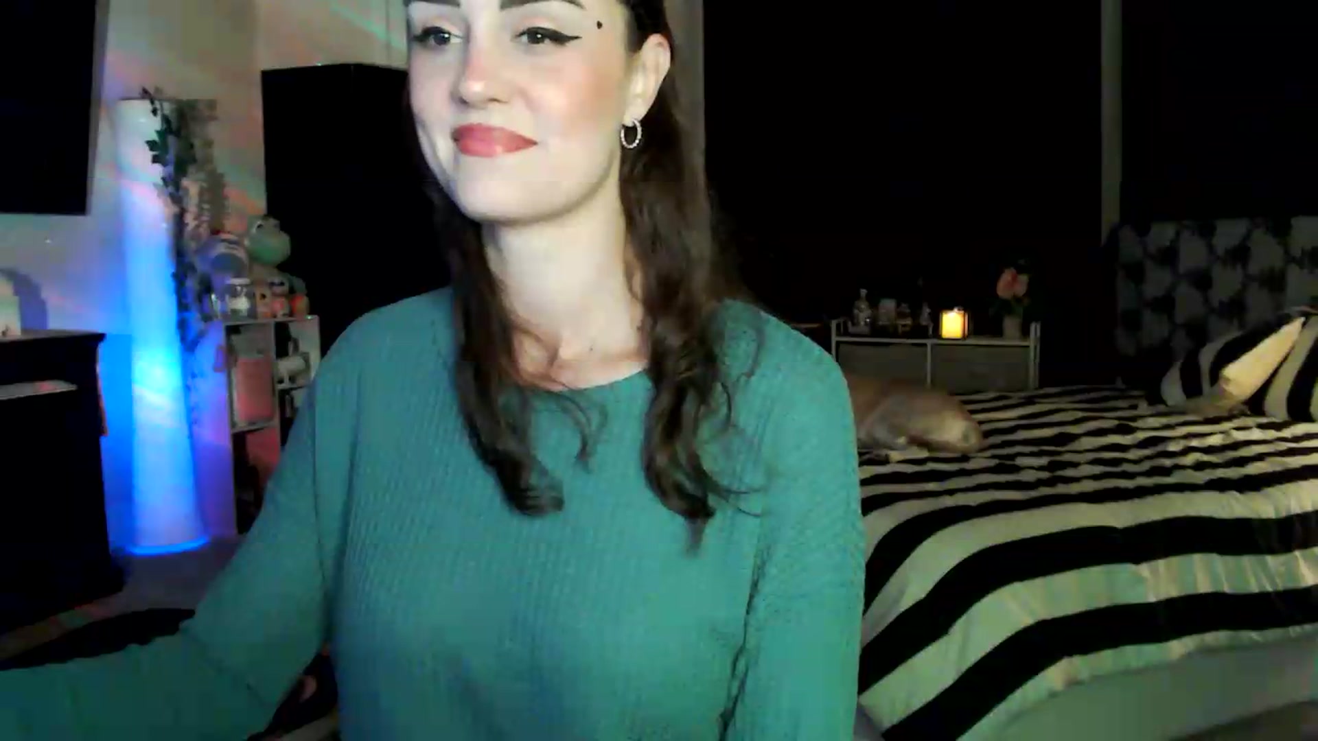 Gallery image thumbnail from HeidiKlumsy's myfreecams stream on, 07/17/2026, 03:51 image 9 of 20