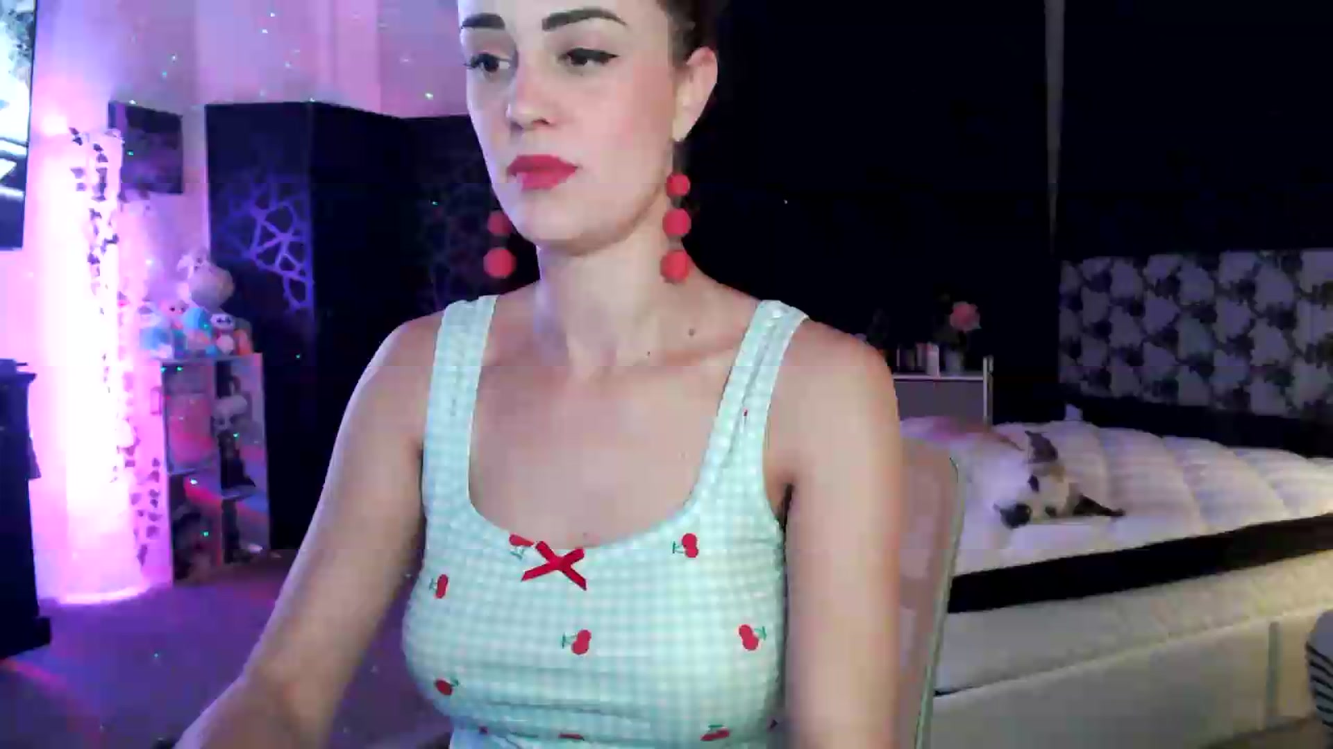 Gallery image thumbnail from HeidiKlumsy's myfreecams stream on, 07/22/2026, 03:05 image 13 of 20