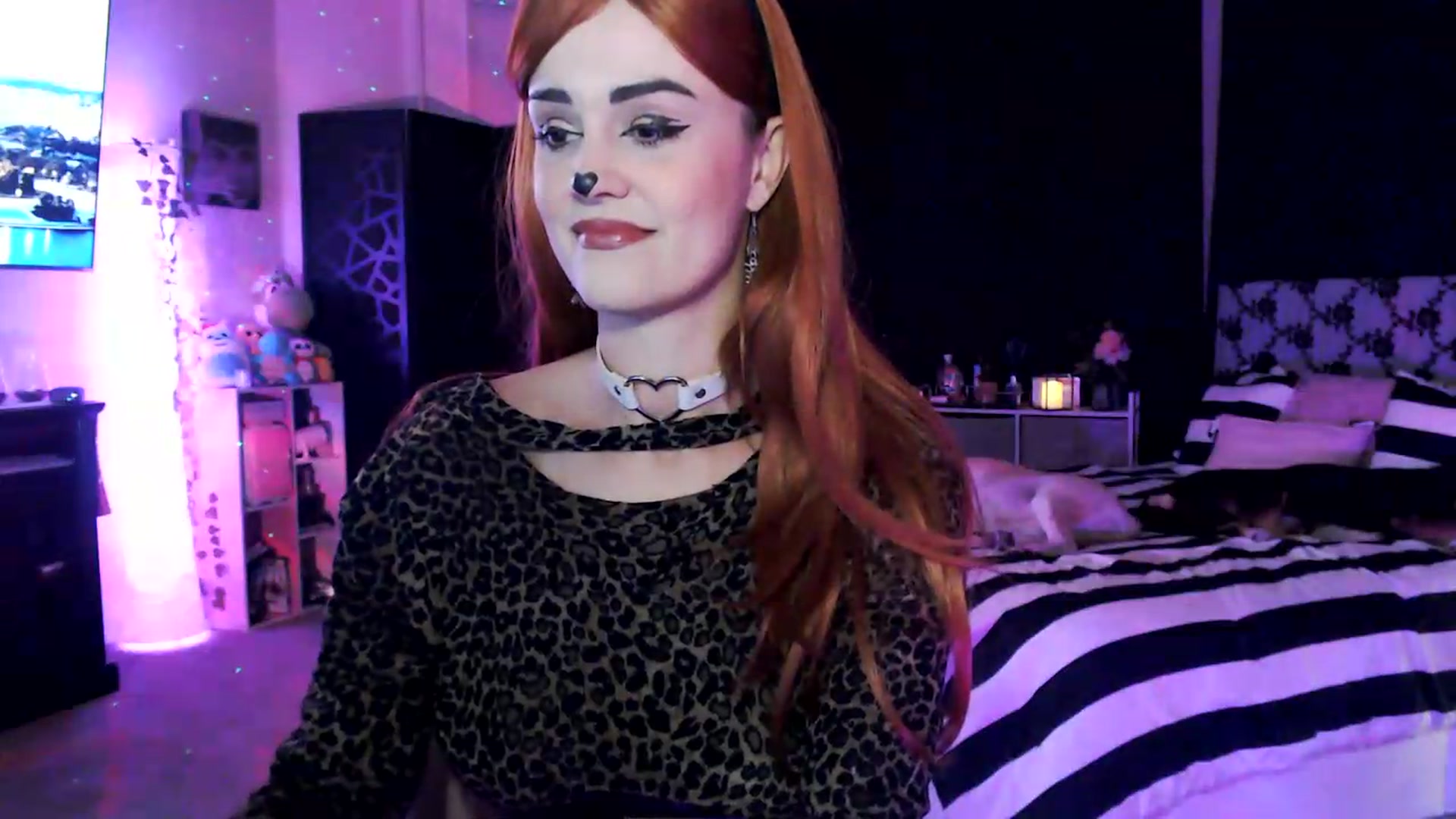 Gallery image thumbnail from HeidiKlumsy's myfreecams stream on, 07/24/2026, 07:04 image 3 of 20